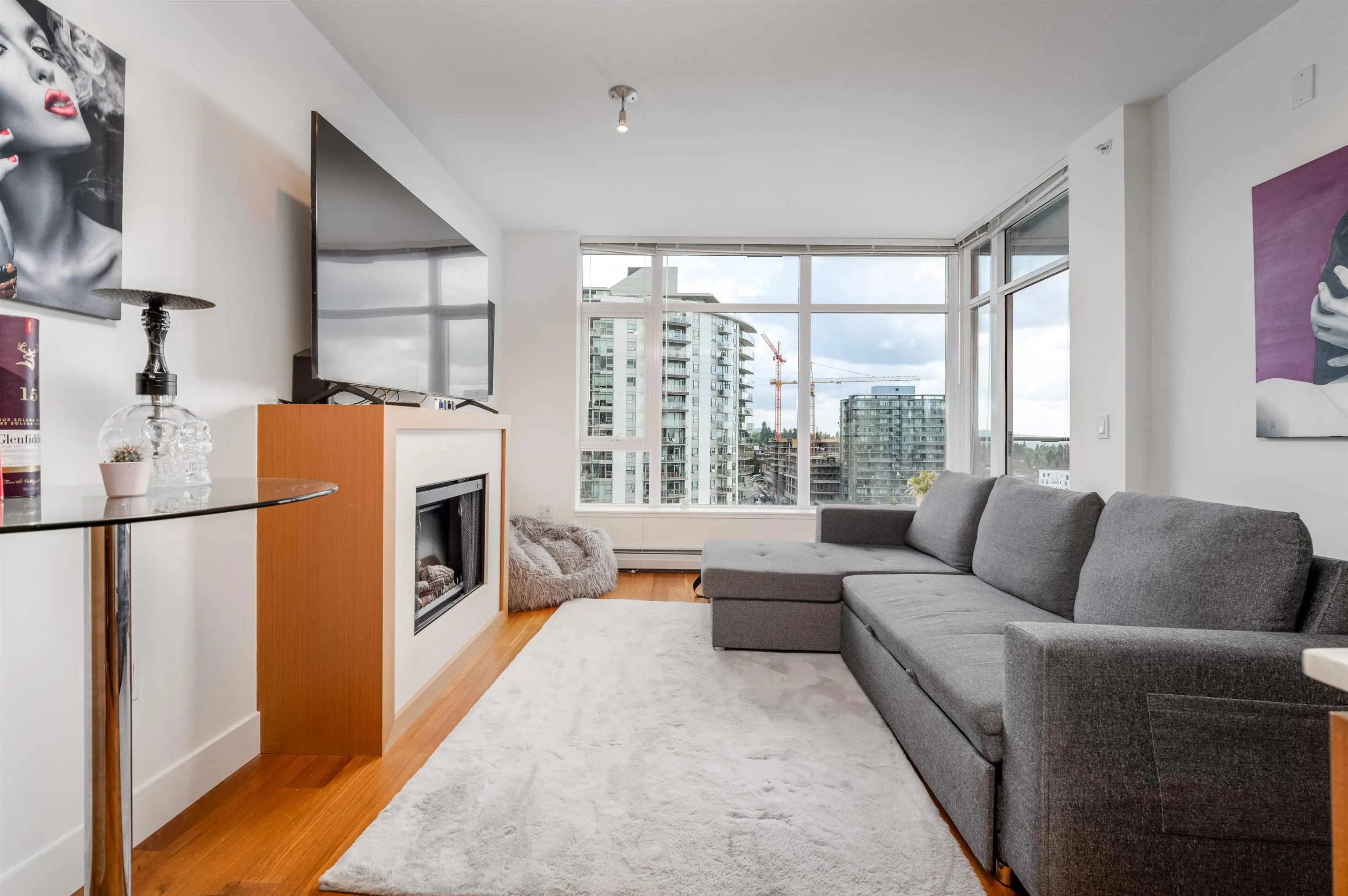 158 W 13th Street #1503