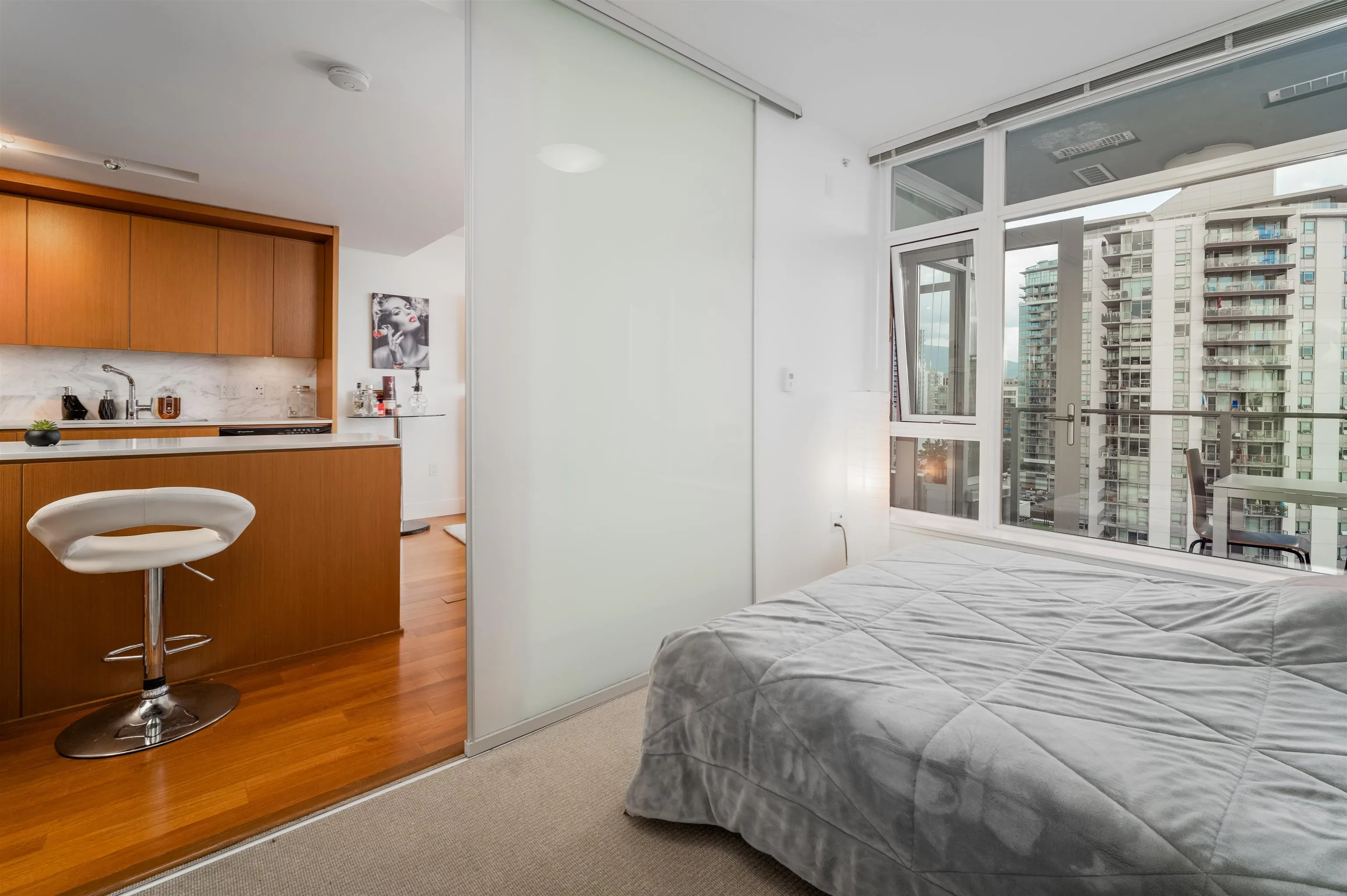 158 W 13th Street #1503