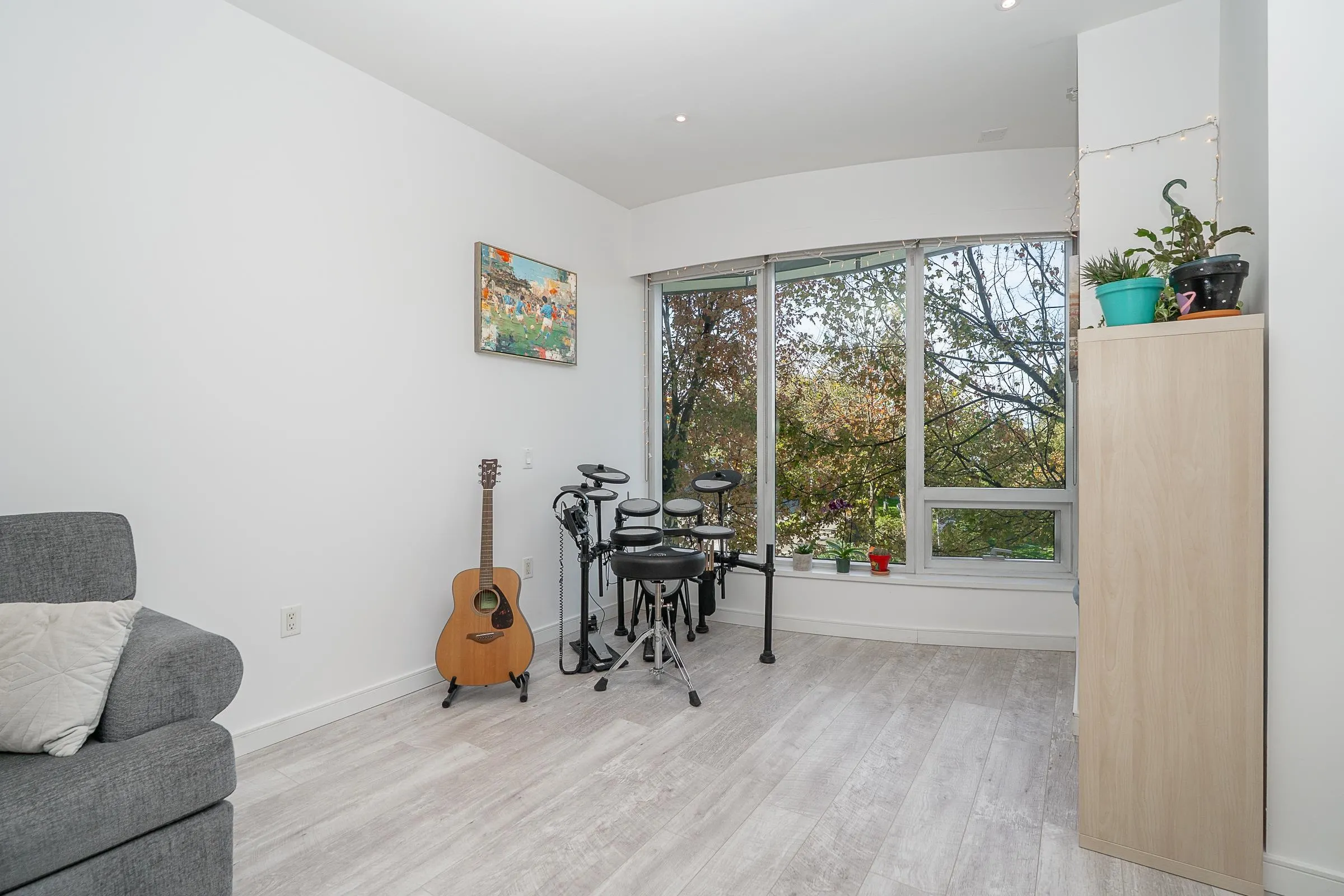 181 W 1st Avenue #203