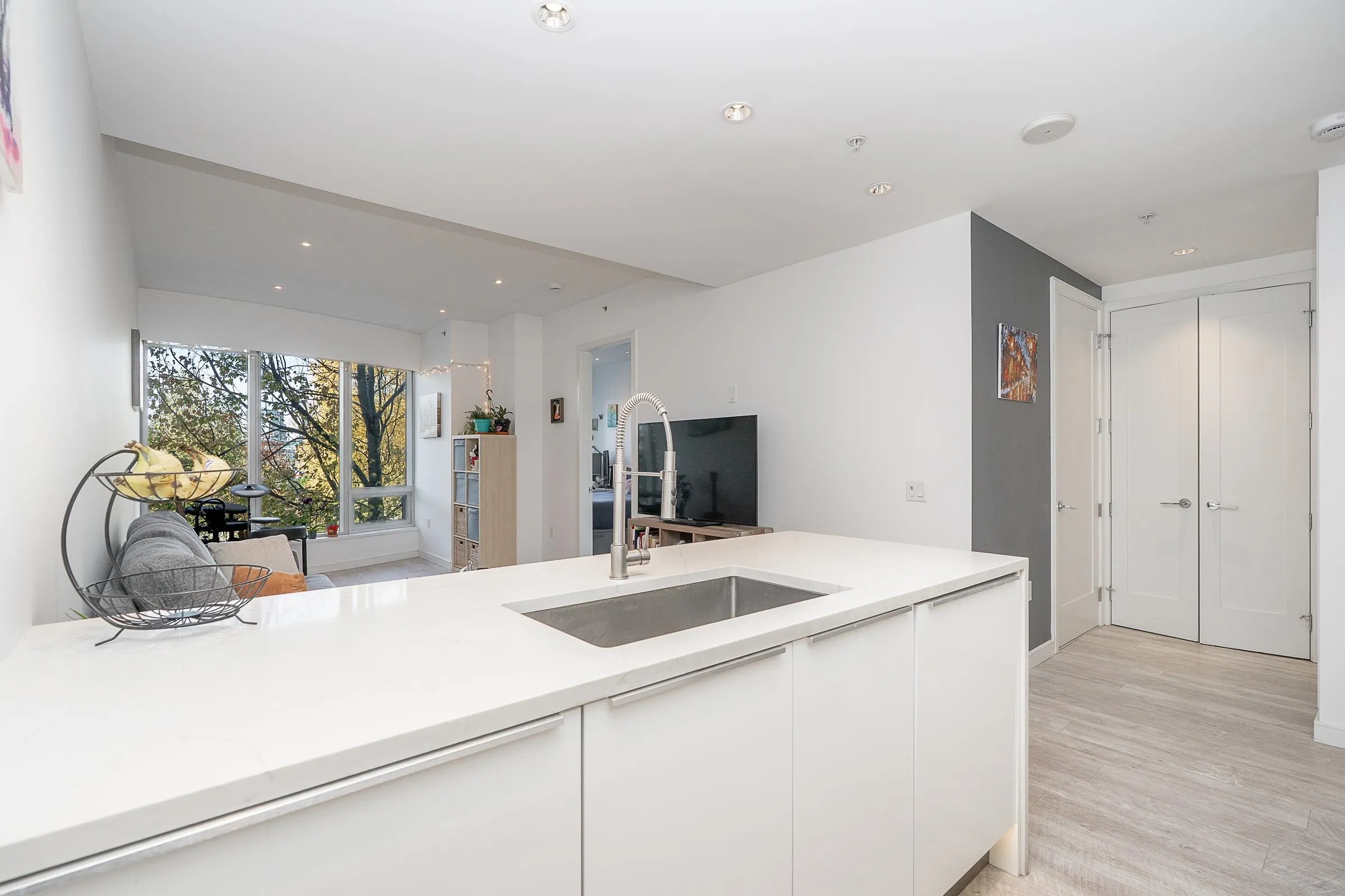 181 W 1st Avenue #203