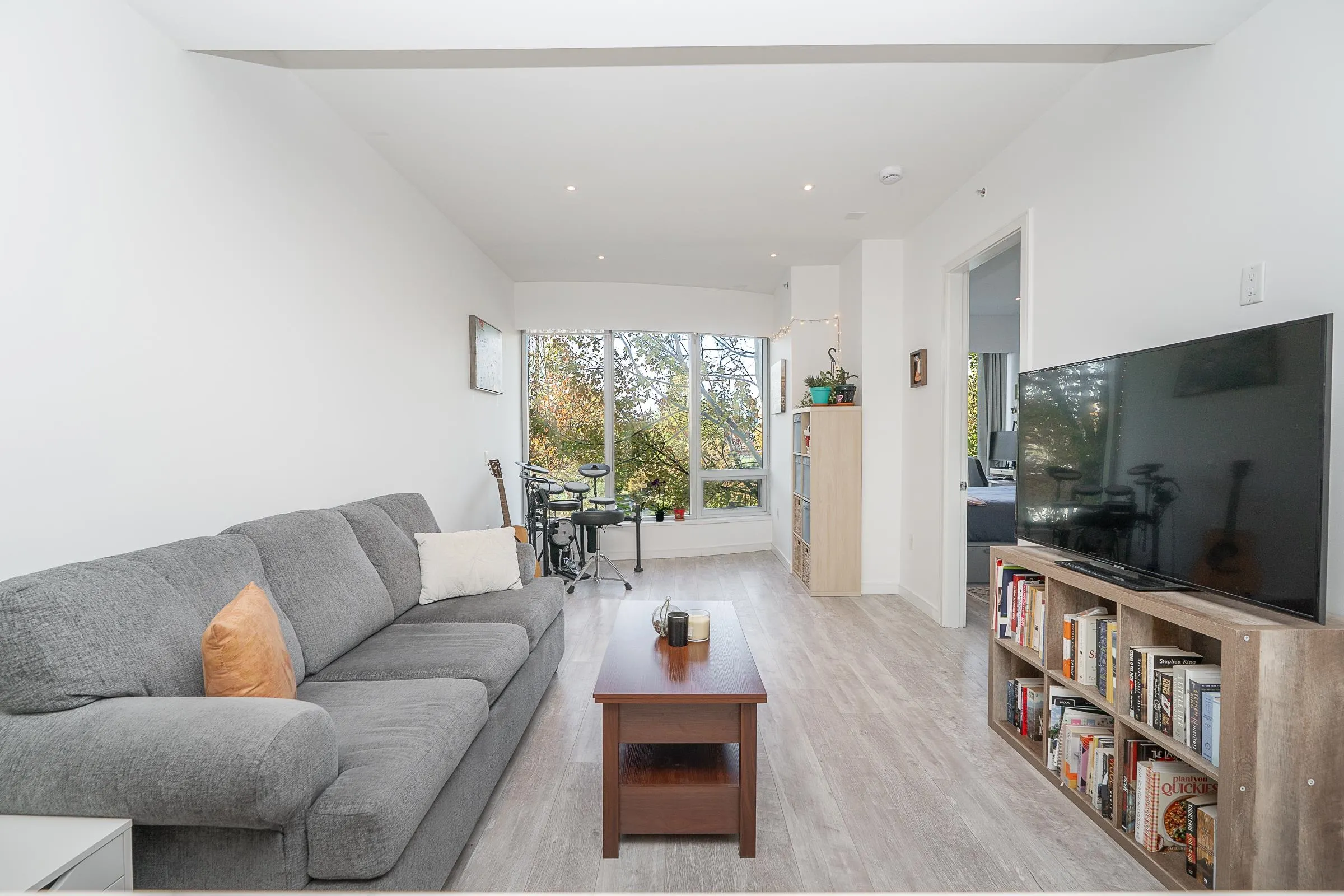 181 W 1st Avenue #203