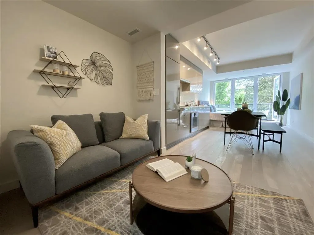 4408 Cambie Street #204