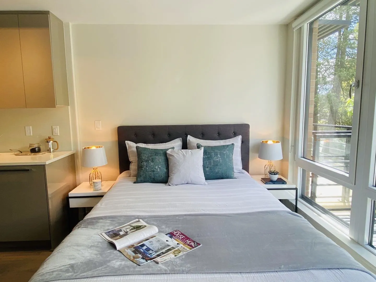 4408 Cambie Street #204