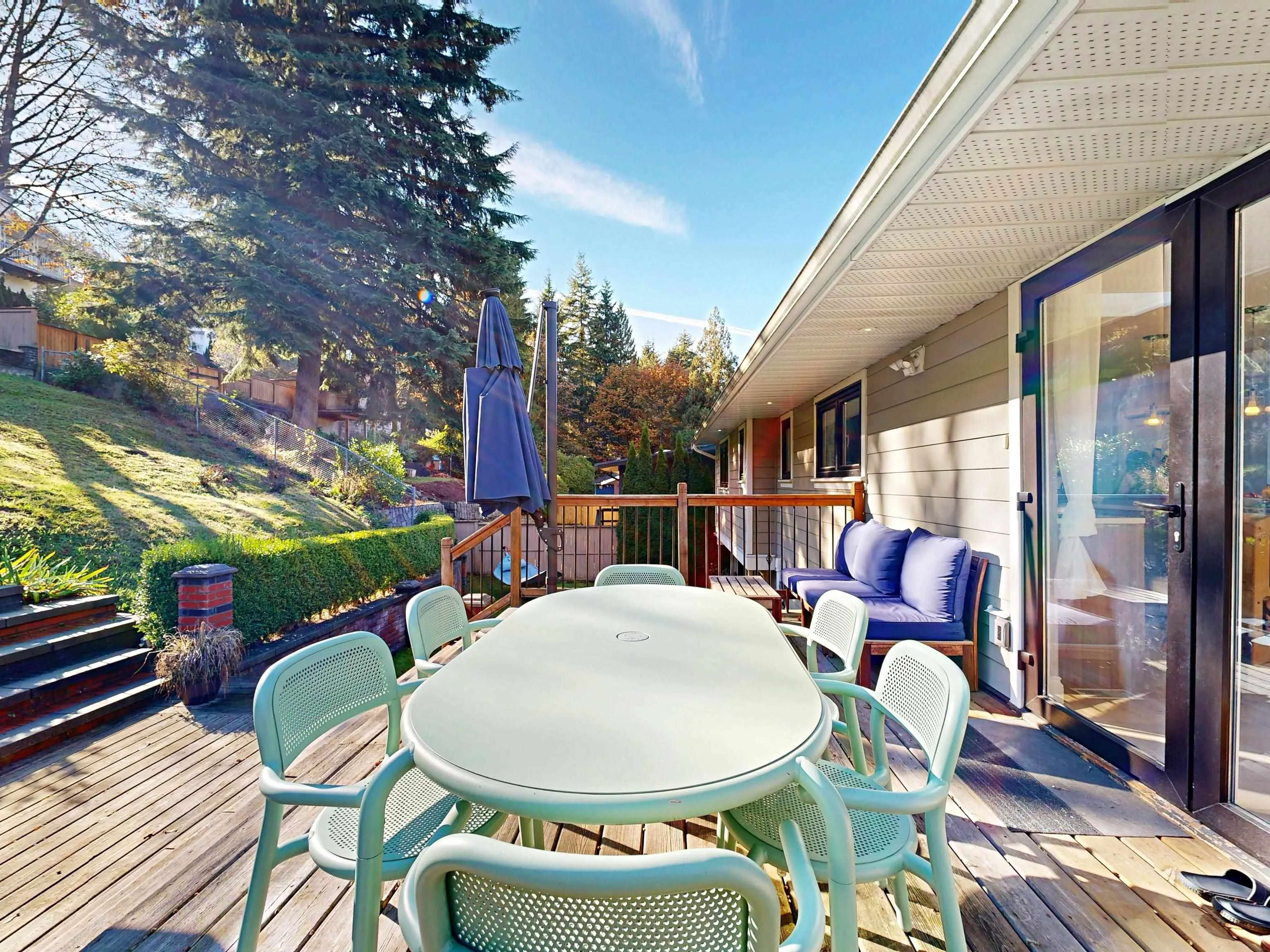 3363 Viewmount Place