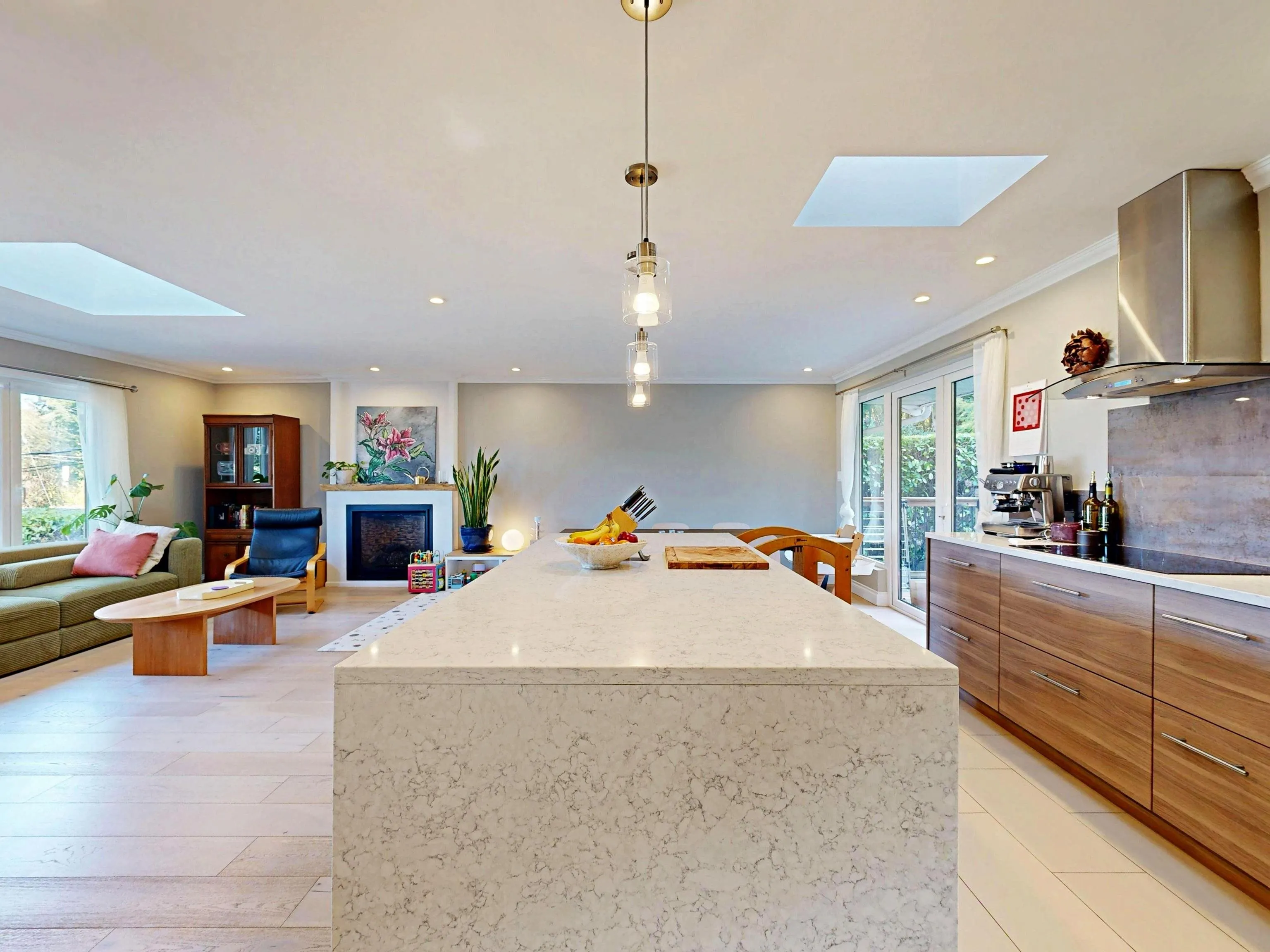 3363 Viewmount Place