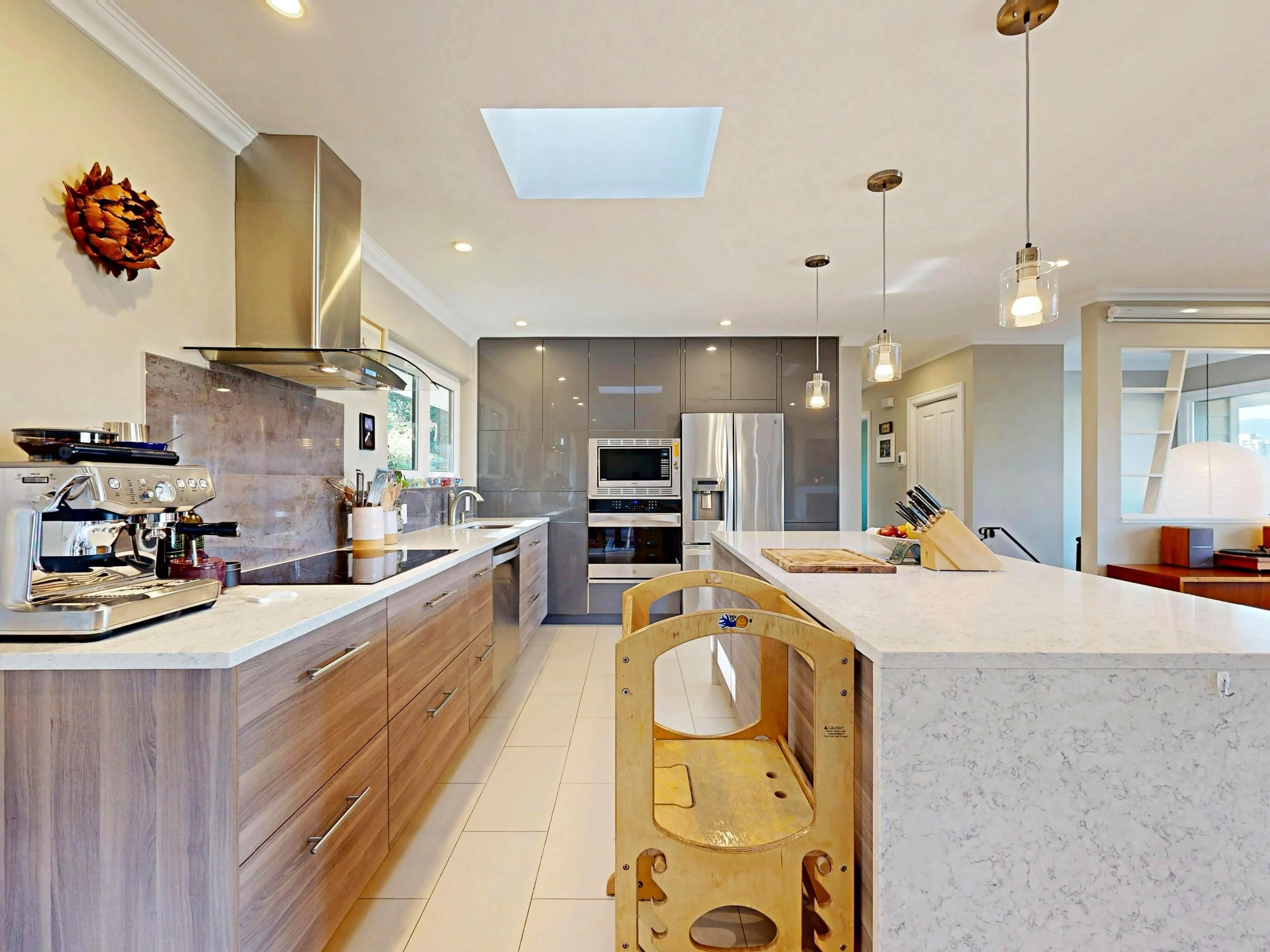 3363 Viewmount Place