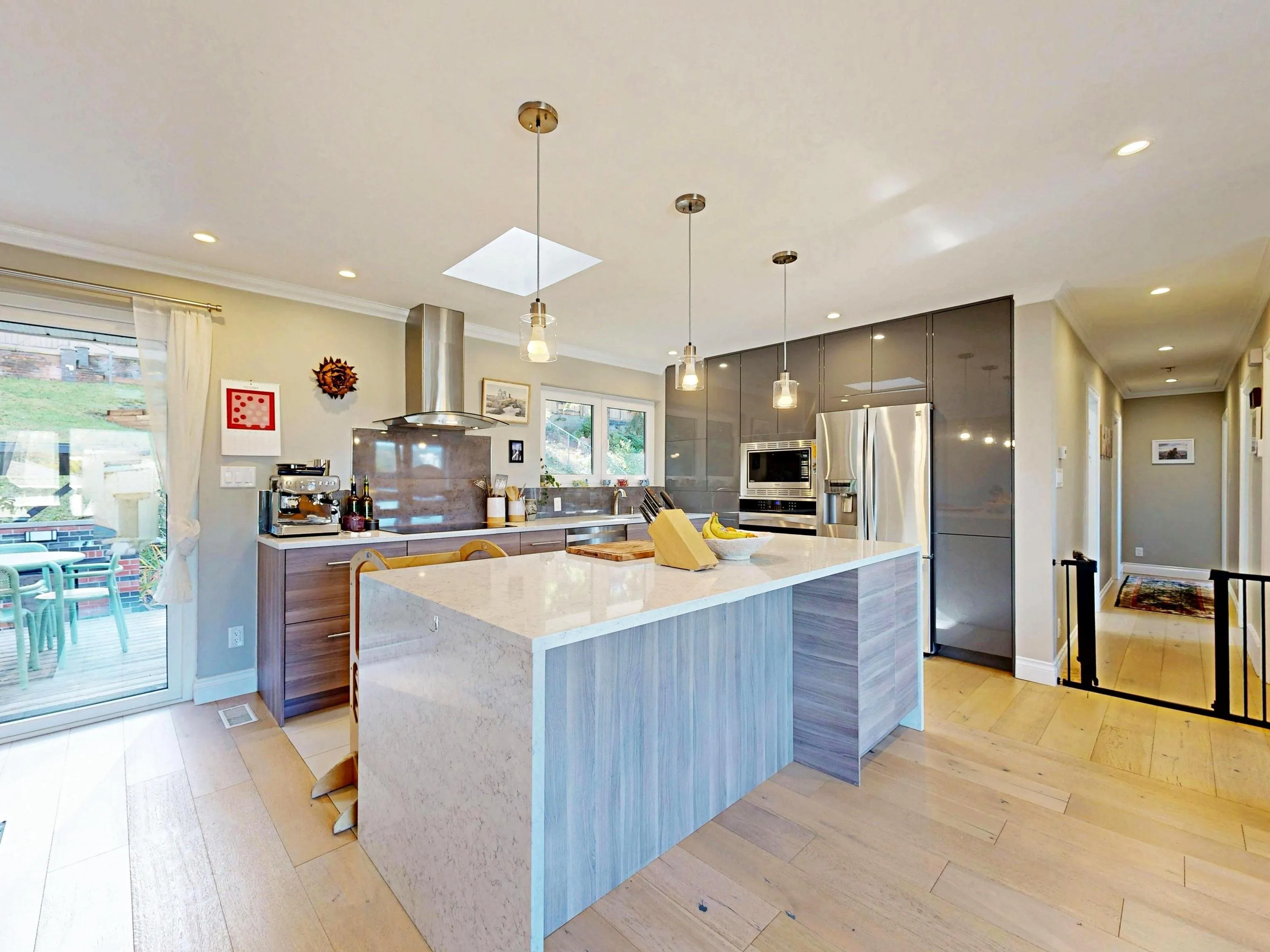 3363 Viewmount Place