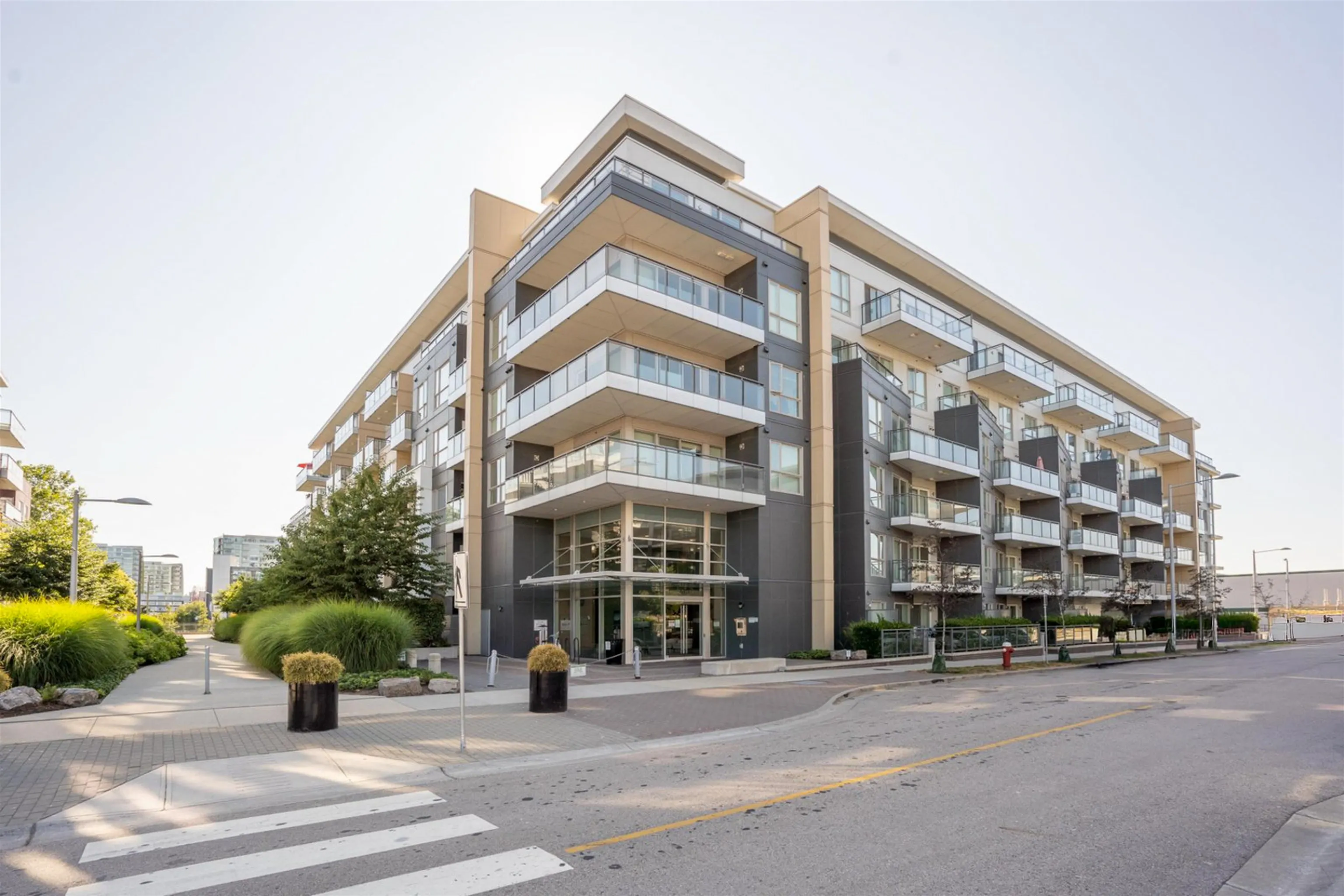 5311 Cedarbridge Way #117