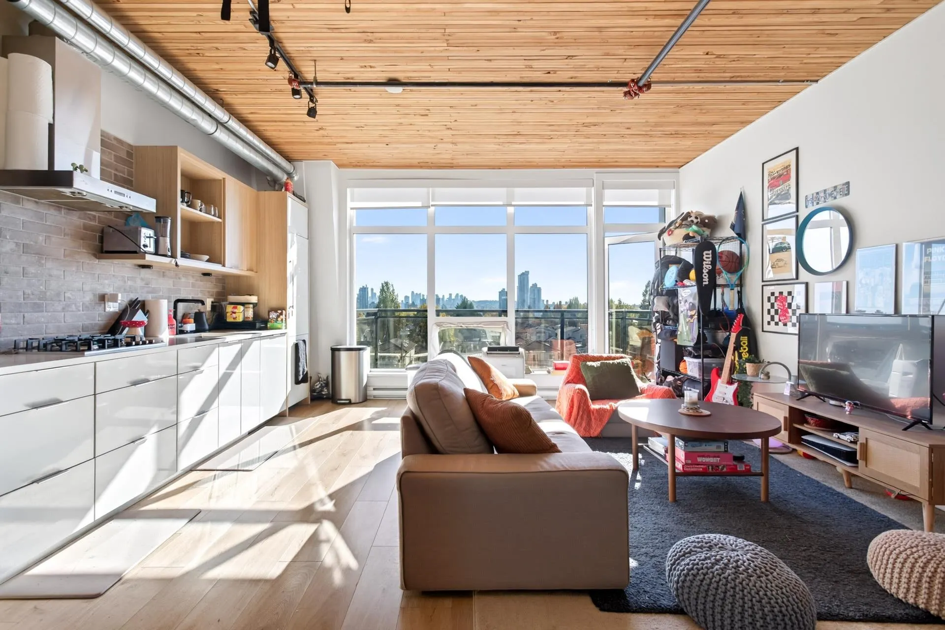 4223 Hastings Street #406