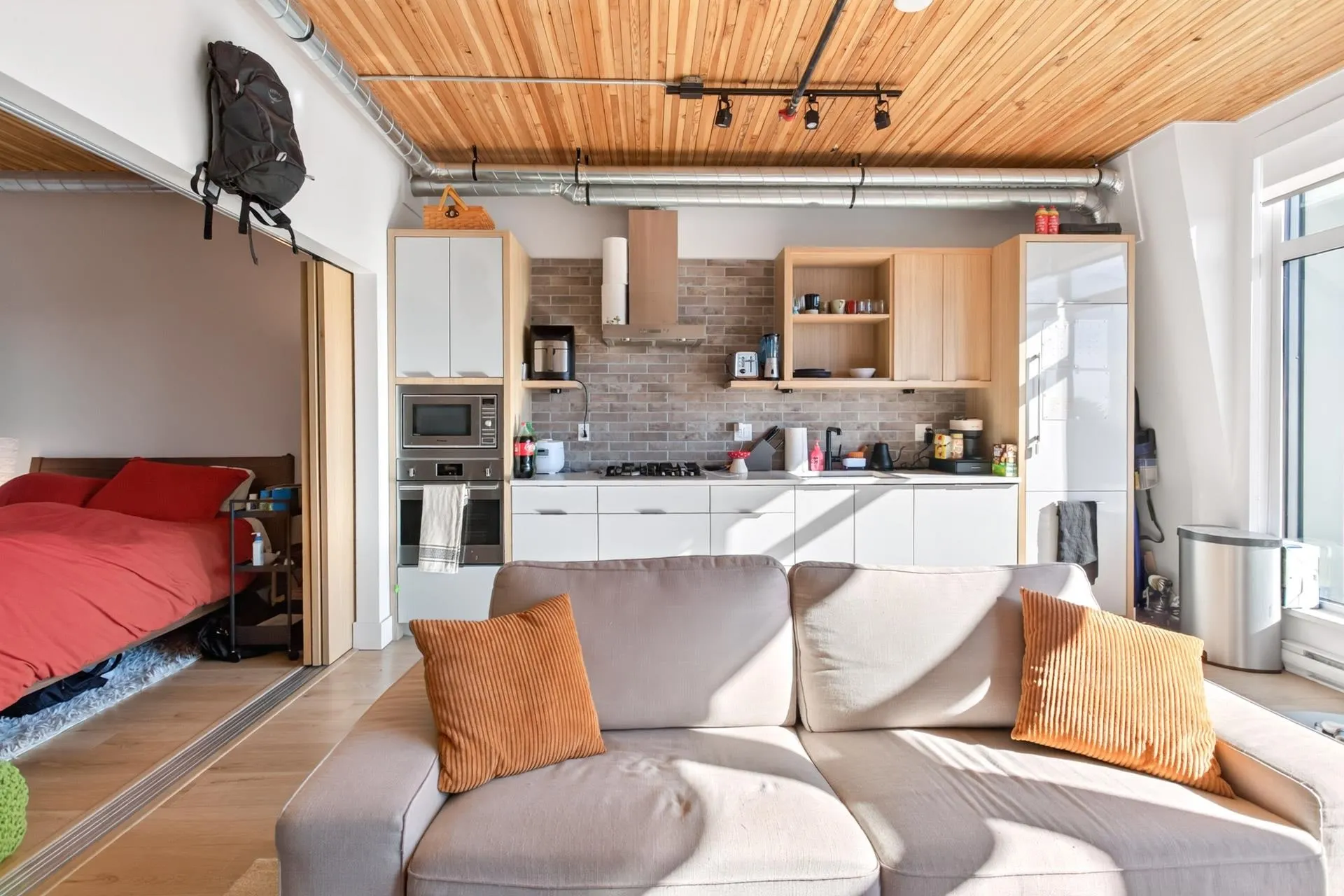 4223 Hastings Street #406