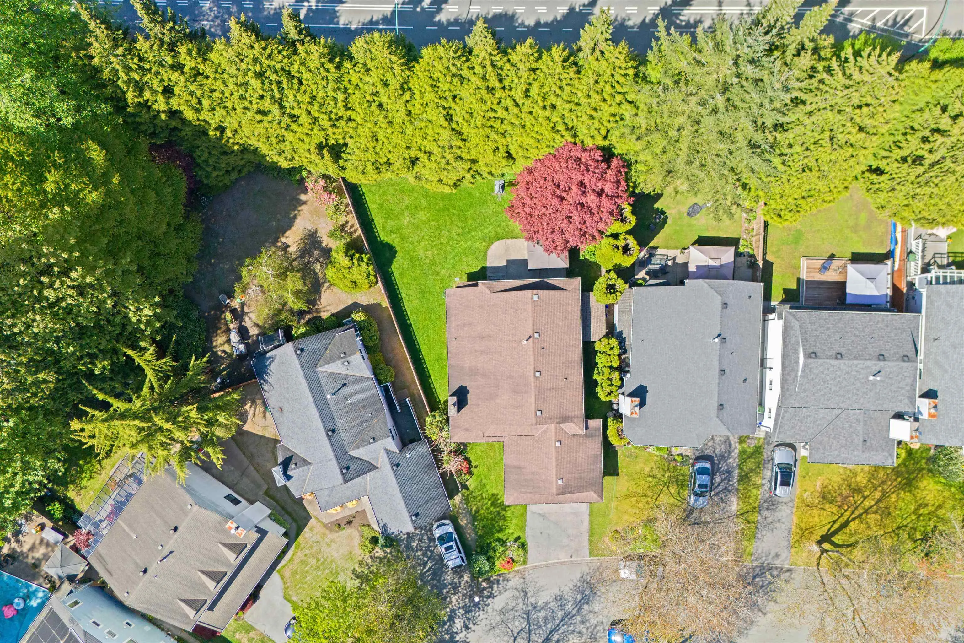 3336 Manning Crescent