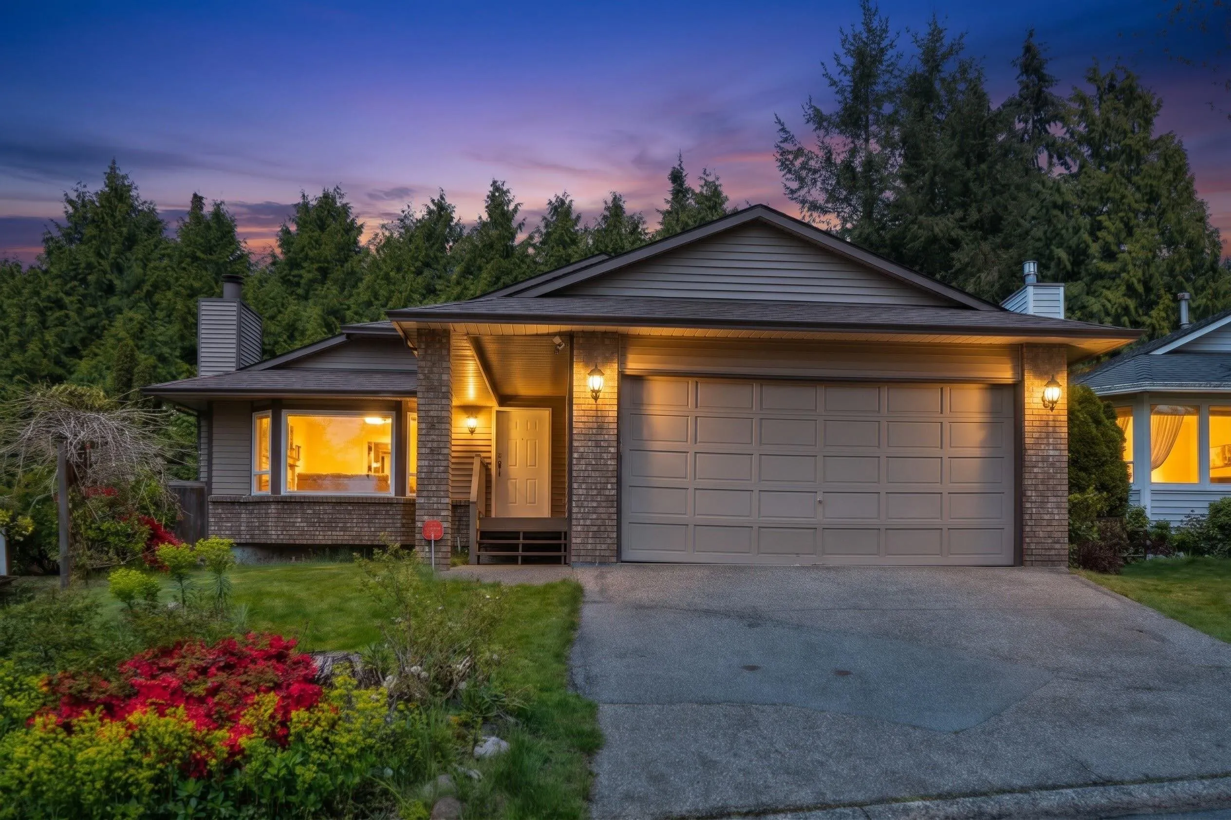 3336 Manning Crescent