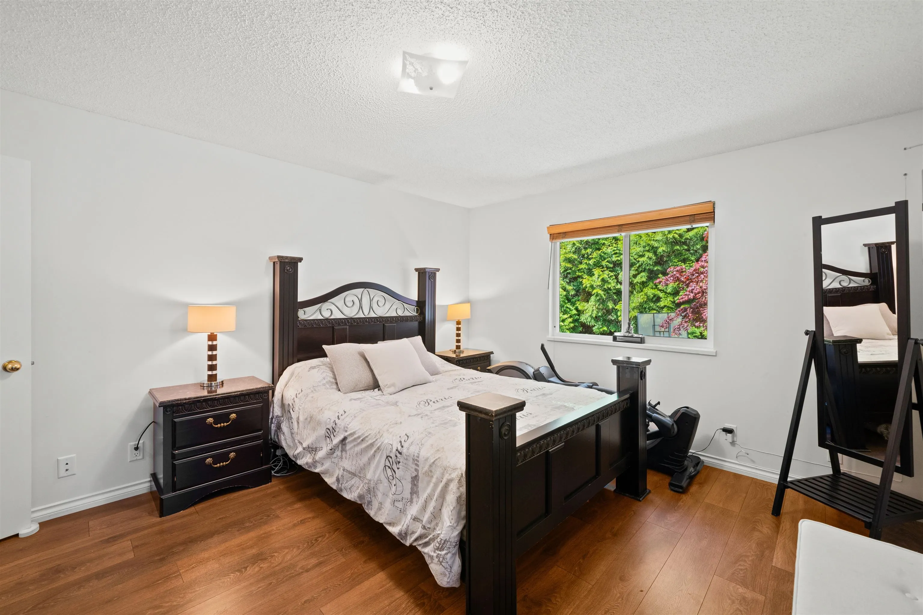 3336 Manning Crescent