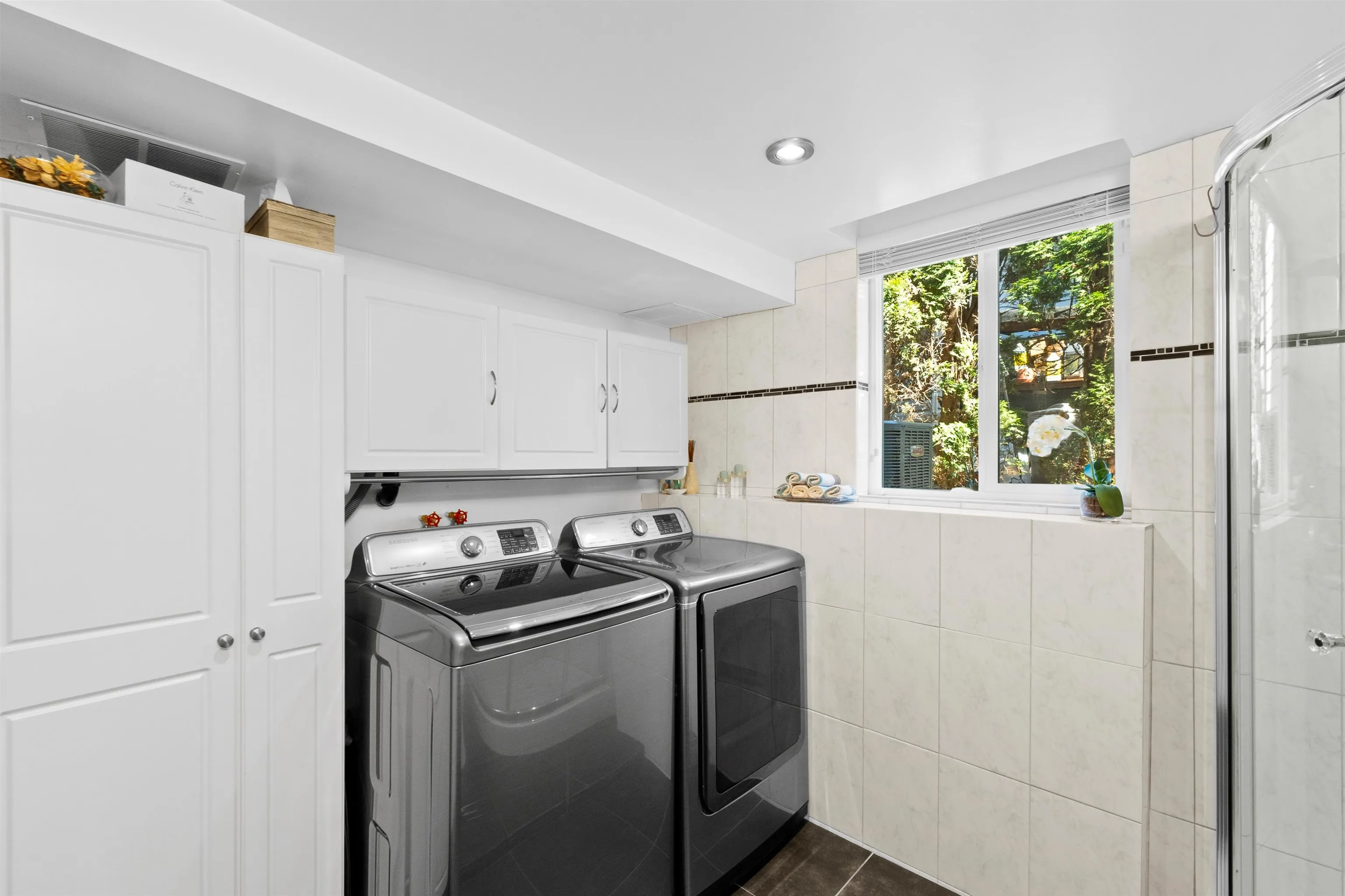 3336 Manning Crescent
