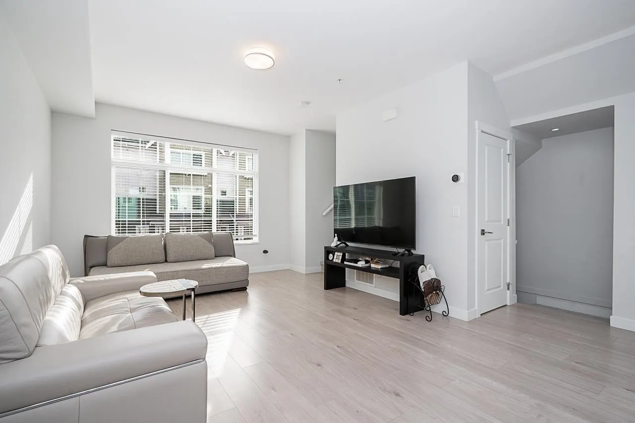 20180 84 Avenue #125