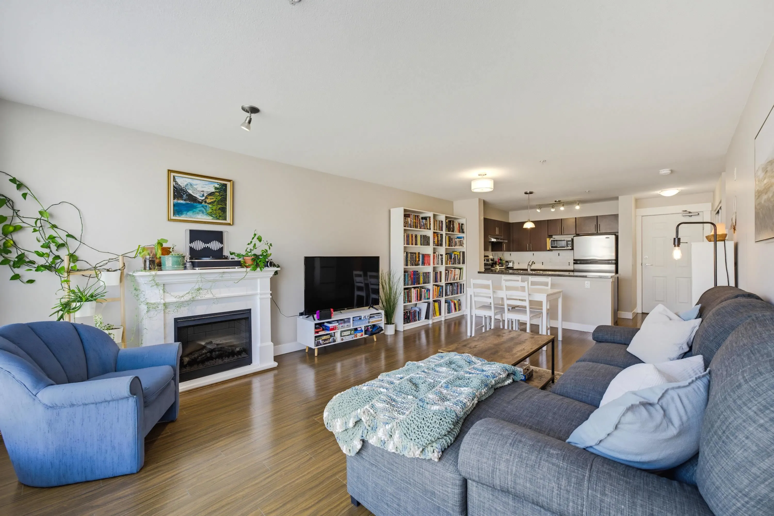 12085 228 Street #327