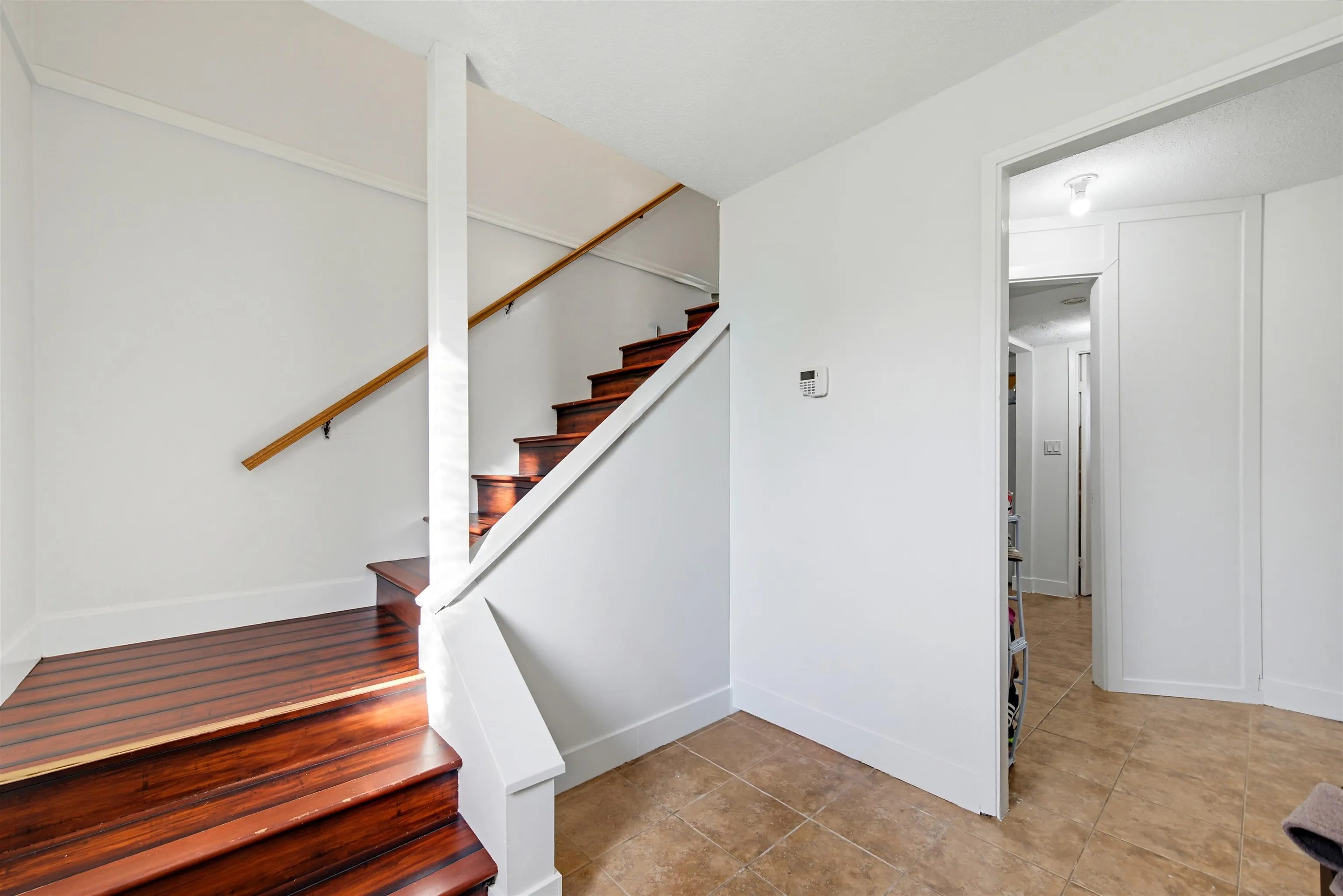 3992 St. Thomas Street