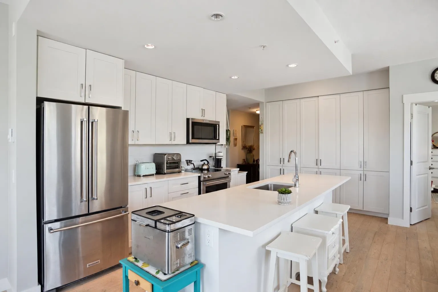 1166 54a Street #313