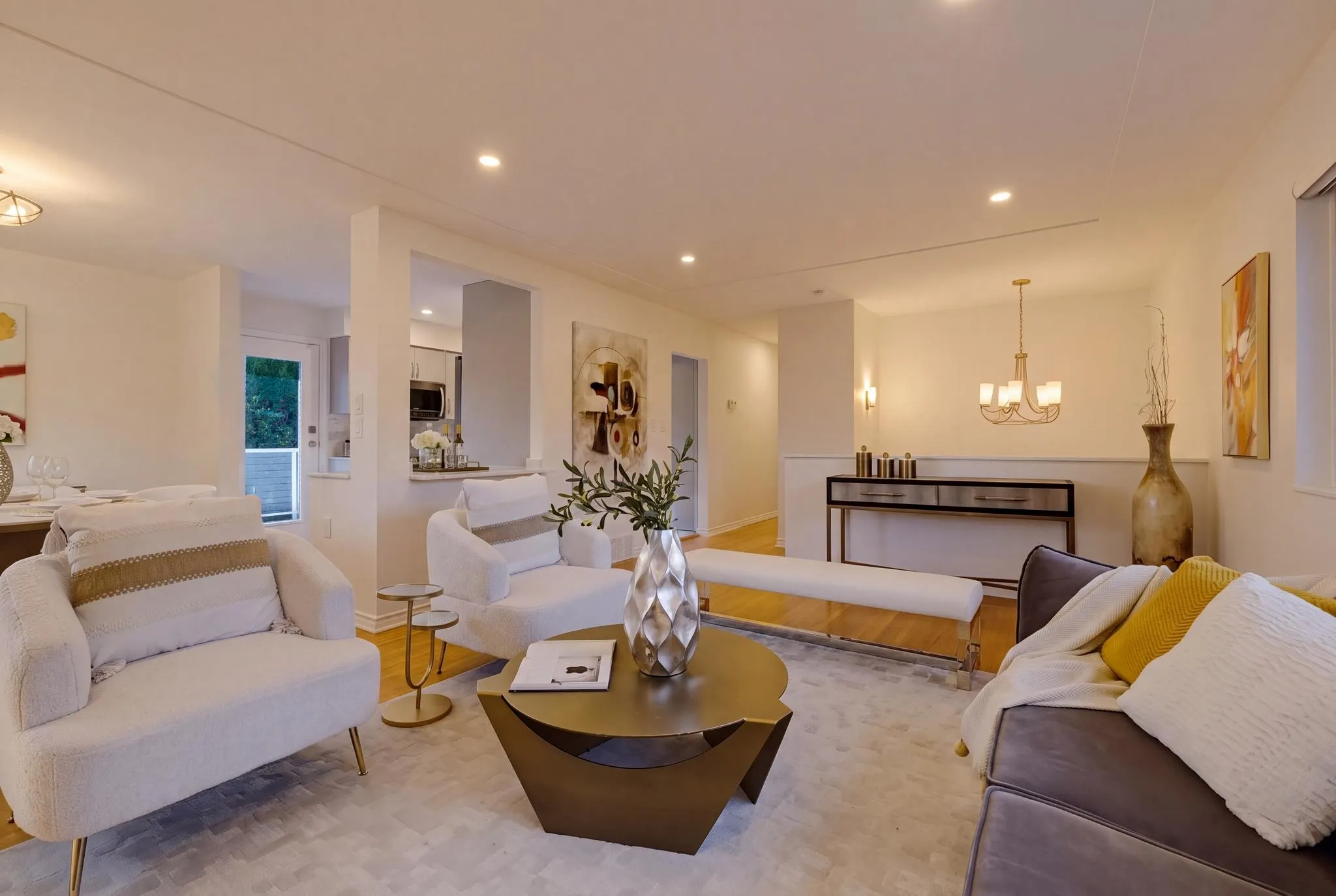 2007 Floralynn Crescent
