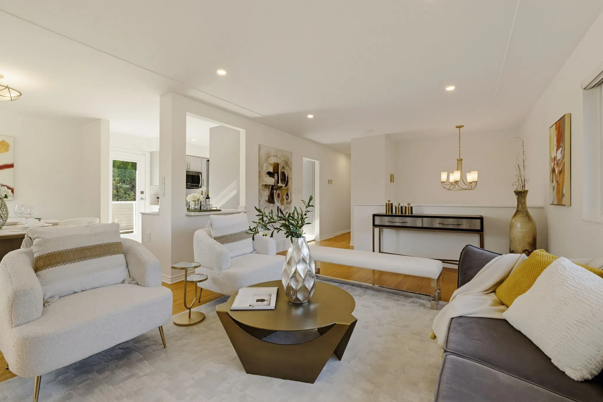 2007 Floralynn Crescent