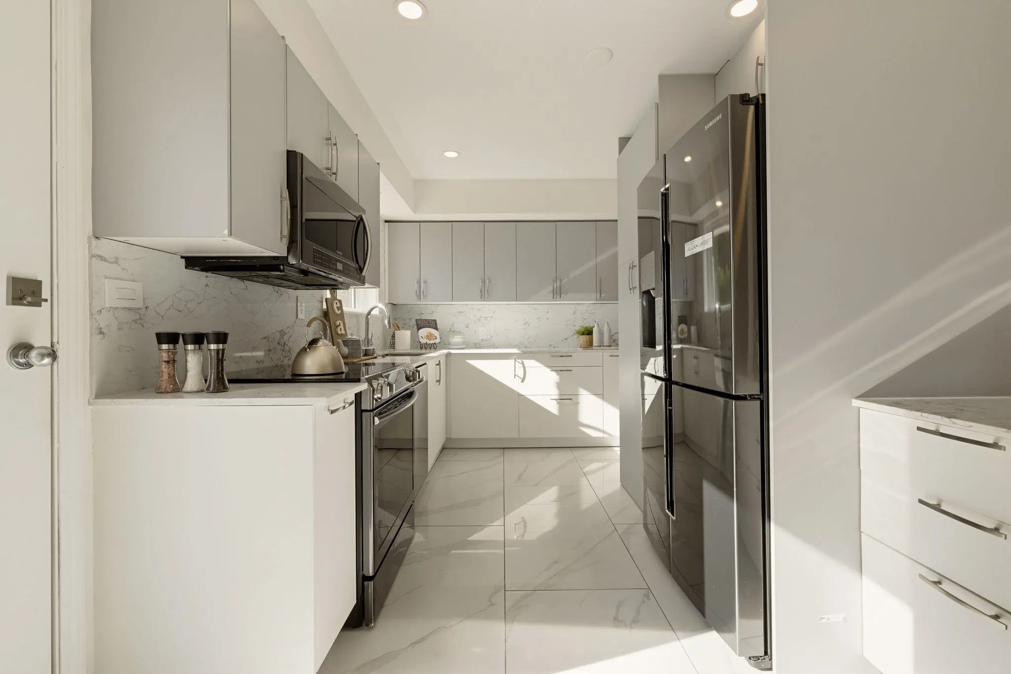 2007 Floralynn Crescent