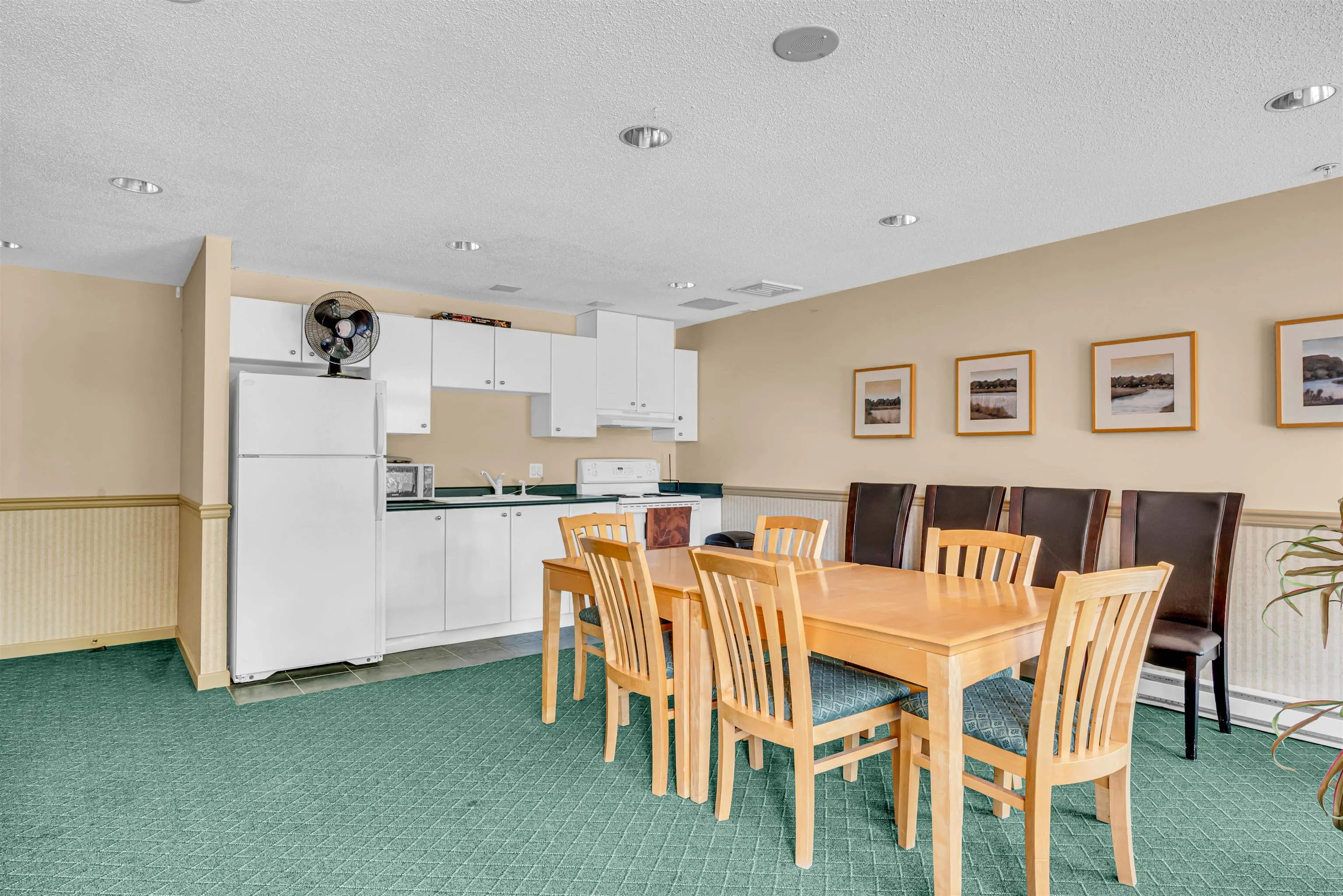 6611 Southoaks Crescent #803