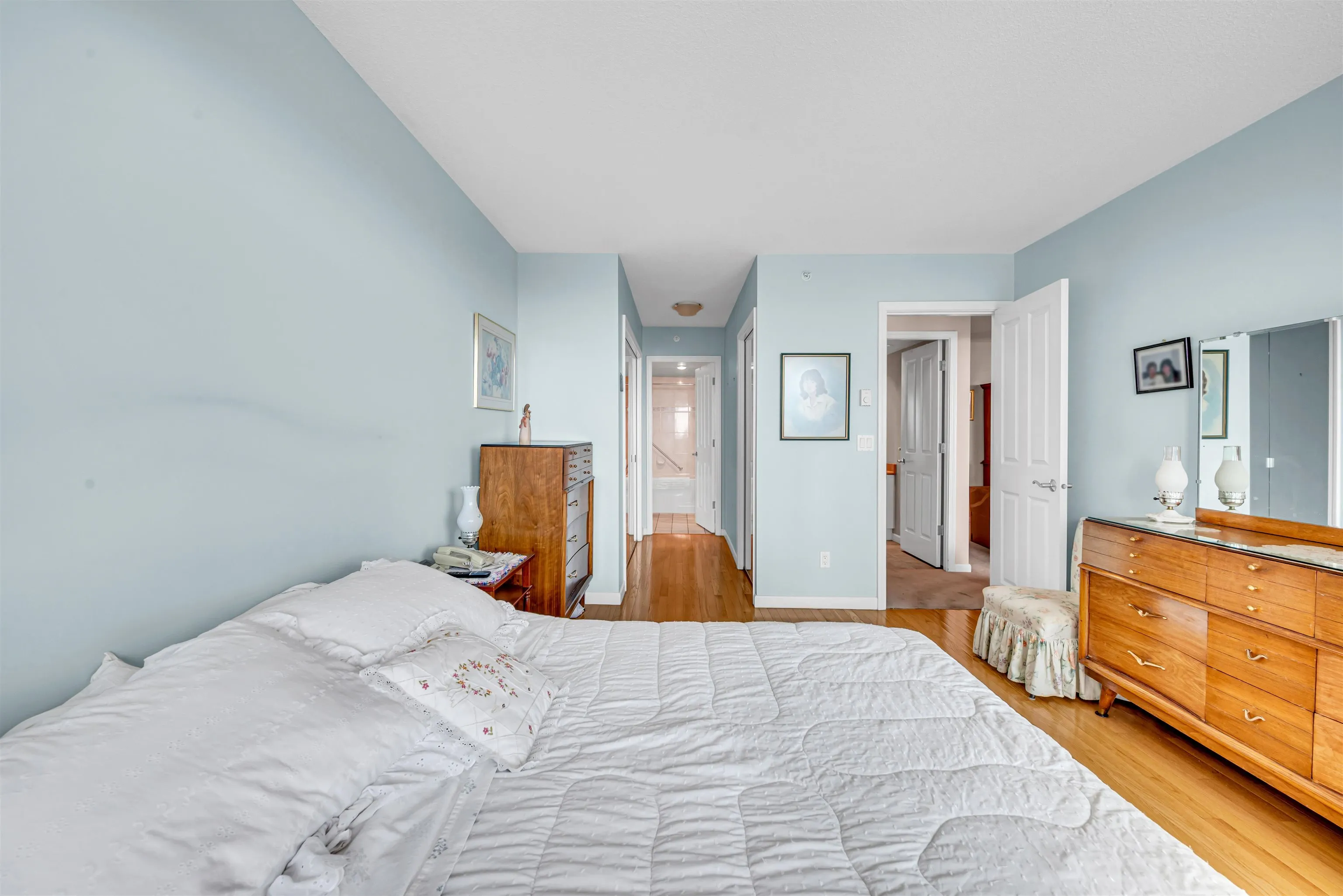 6611 Southoaks Crescent #803