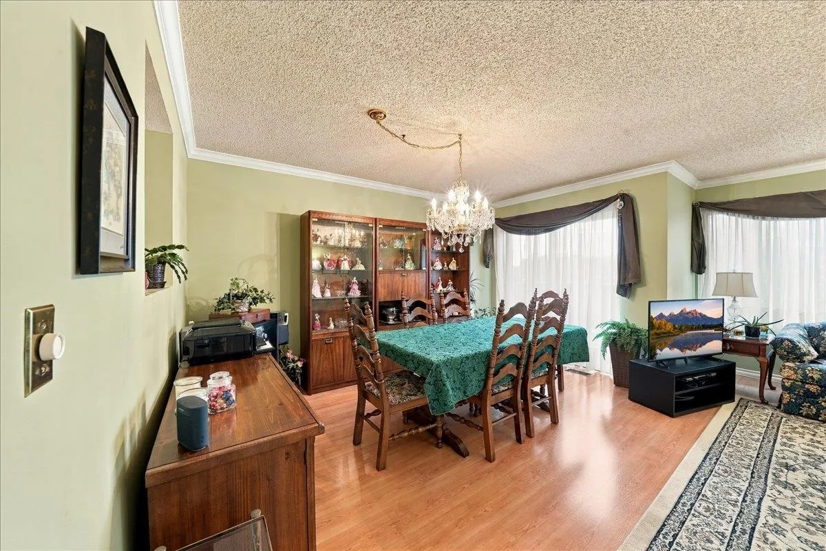 428 Lehman Place