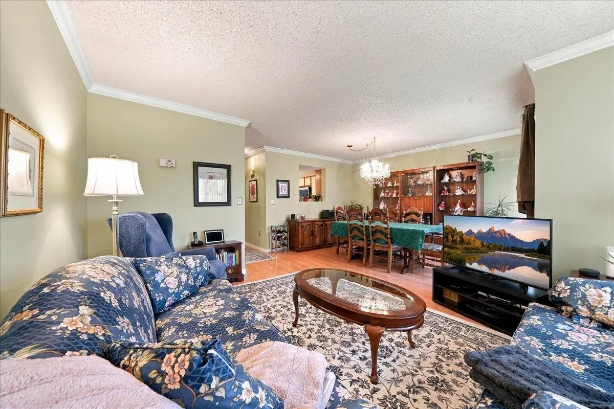 428 Lehman Place