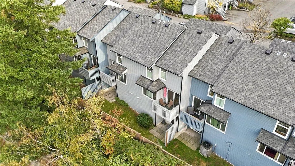 428 Lehman Place