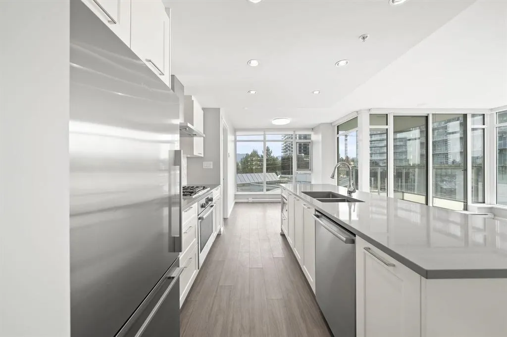 520 Como Lake Avenue #507