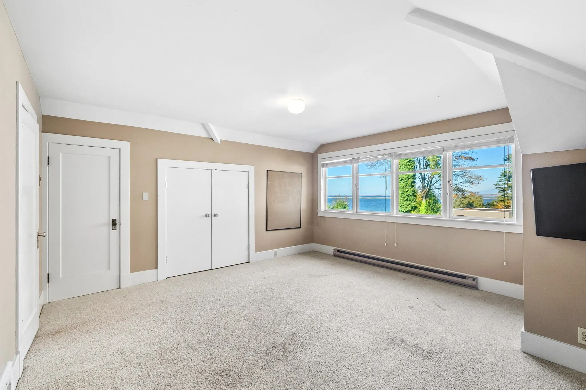 413 Tsawwassen Beach Road