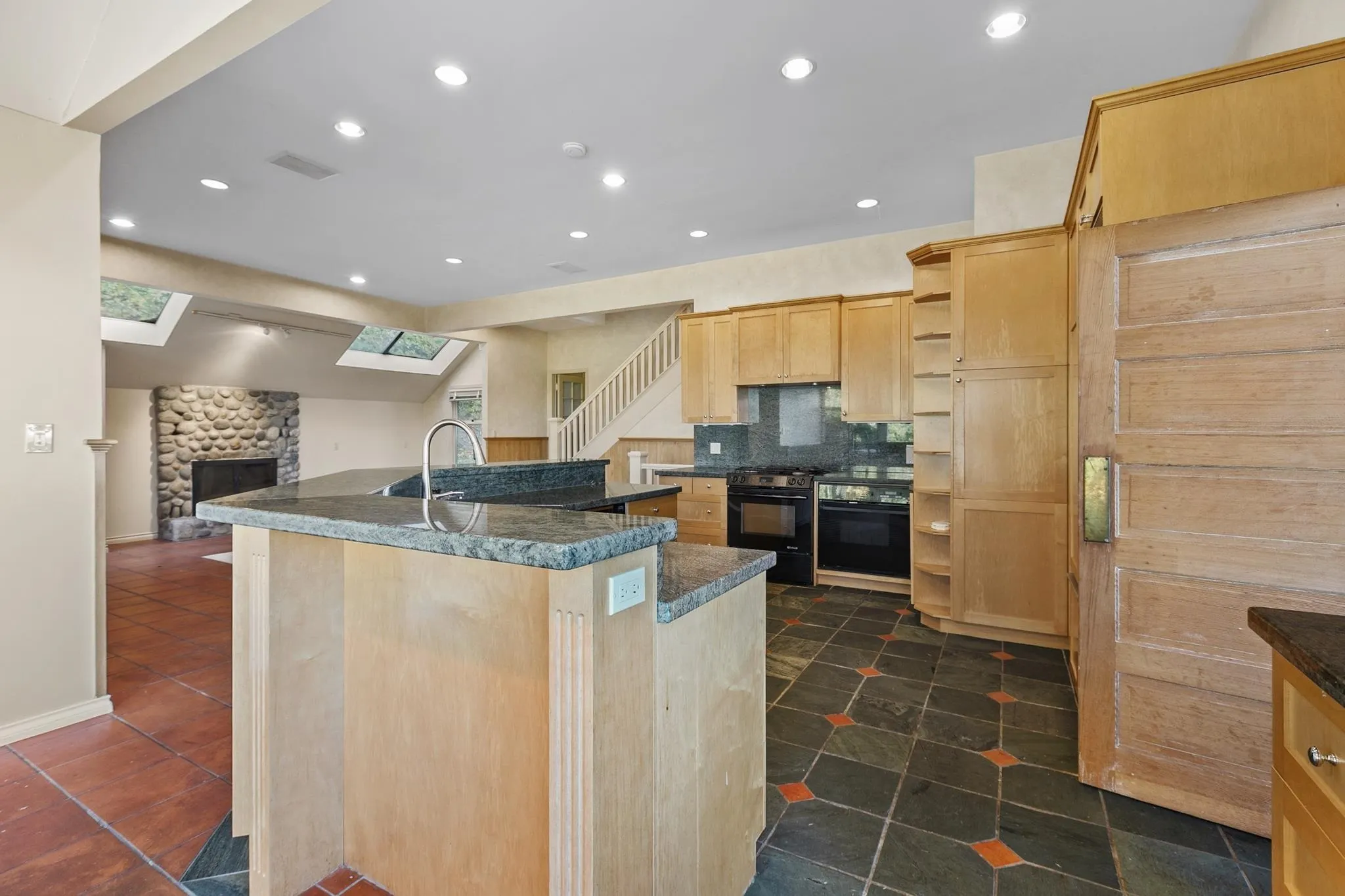 413 Tsawwassen Beach Road