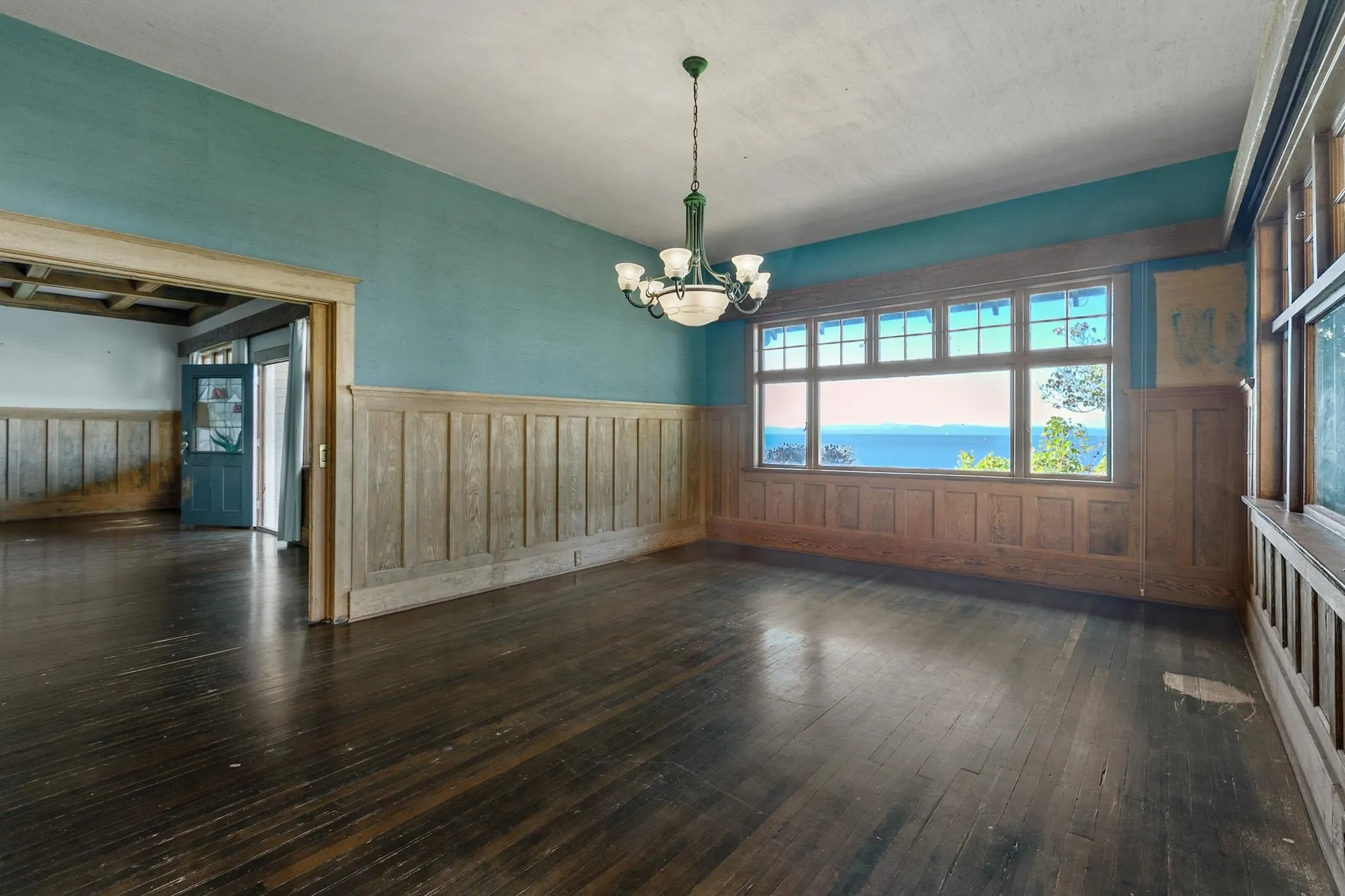 413 Tsawwassen Beach Road