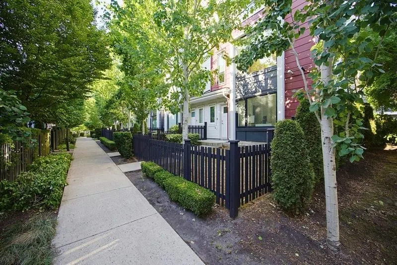 2277 Oak Meadows Drive #190
