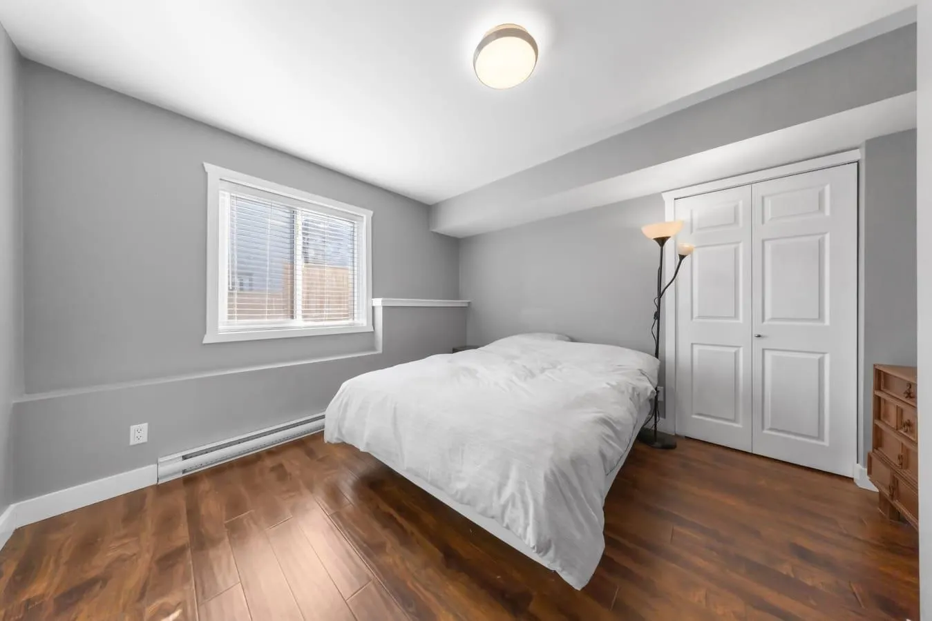 2137 Parapet Terrace