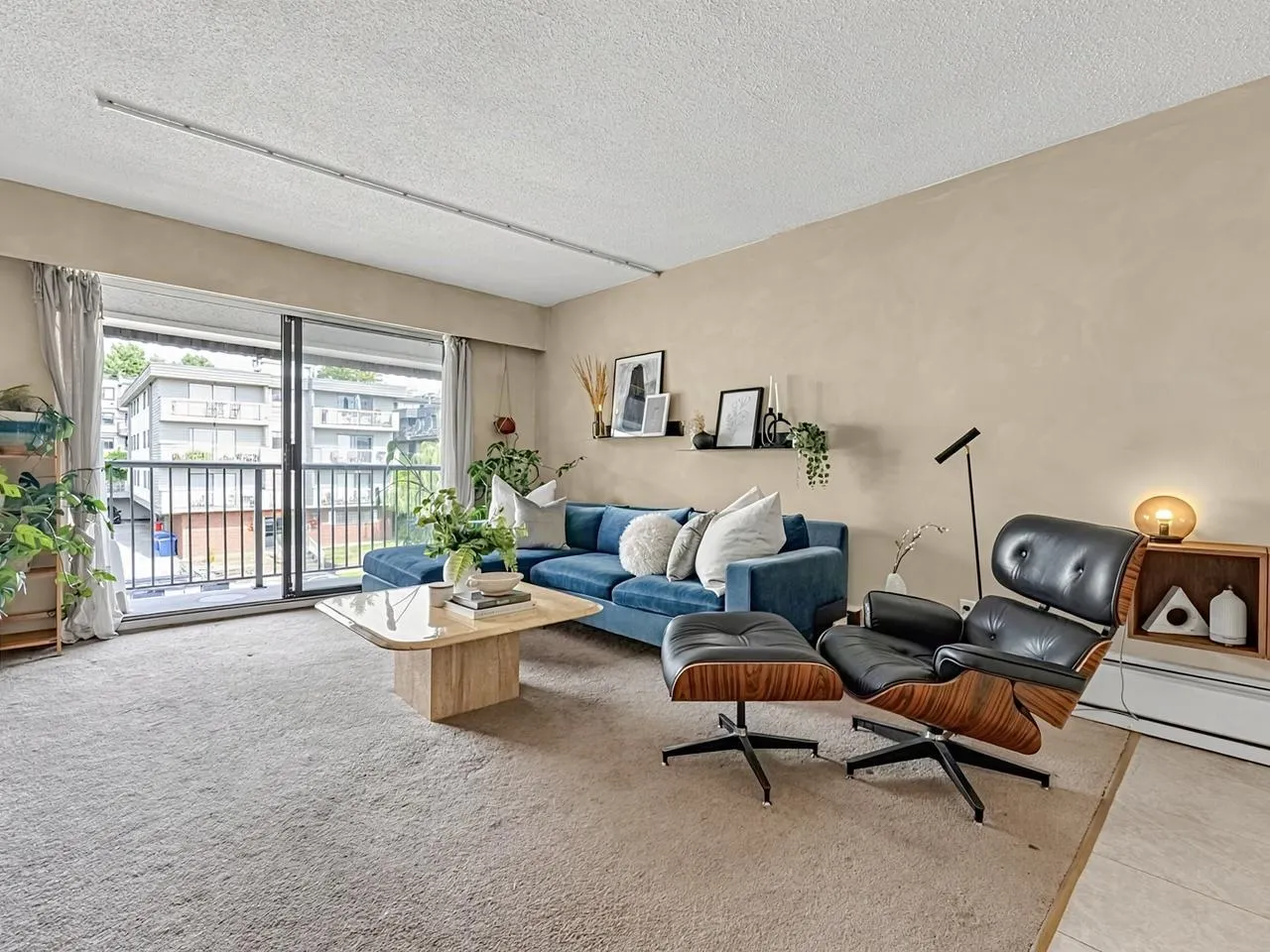 275 W 2nd Street #309