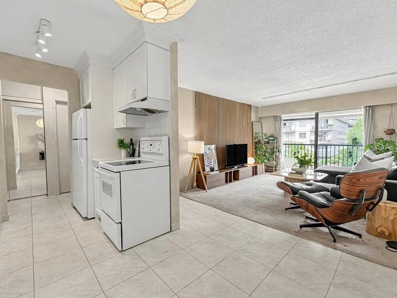 275 W 2nd Street #309