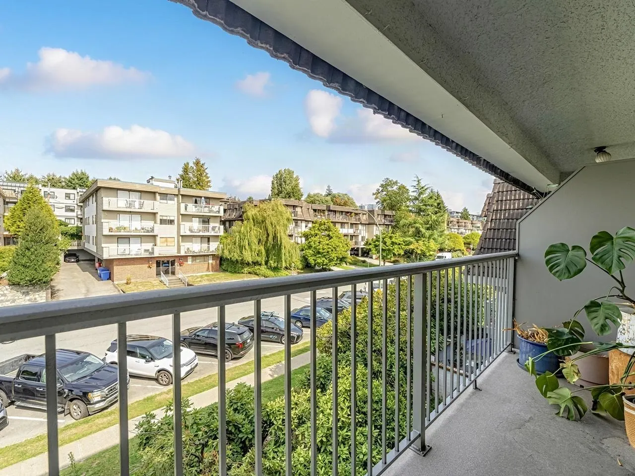 275 W 2nd Street #309