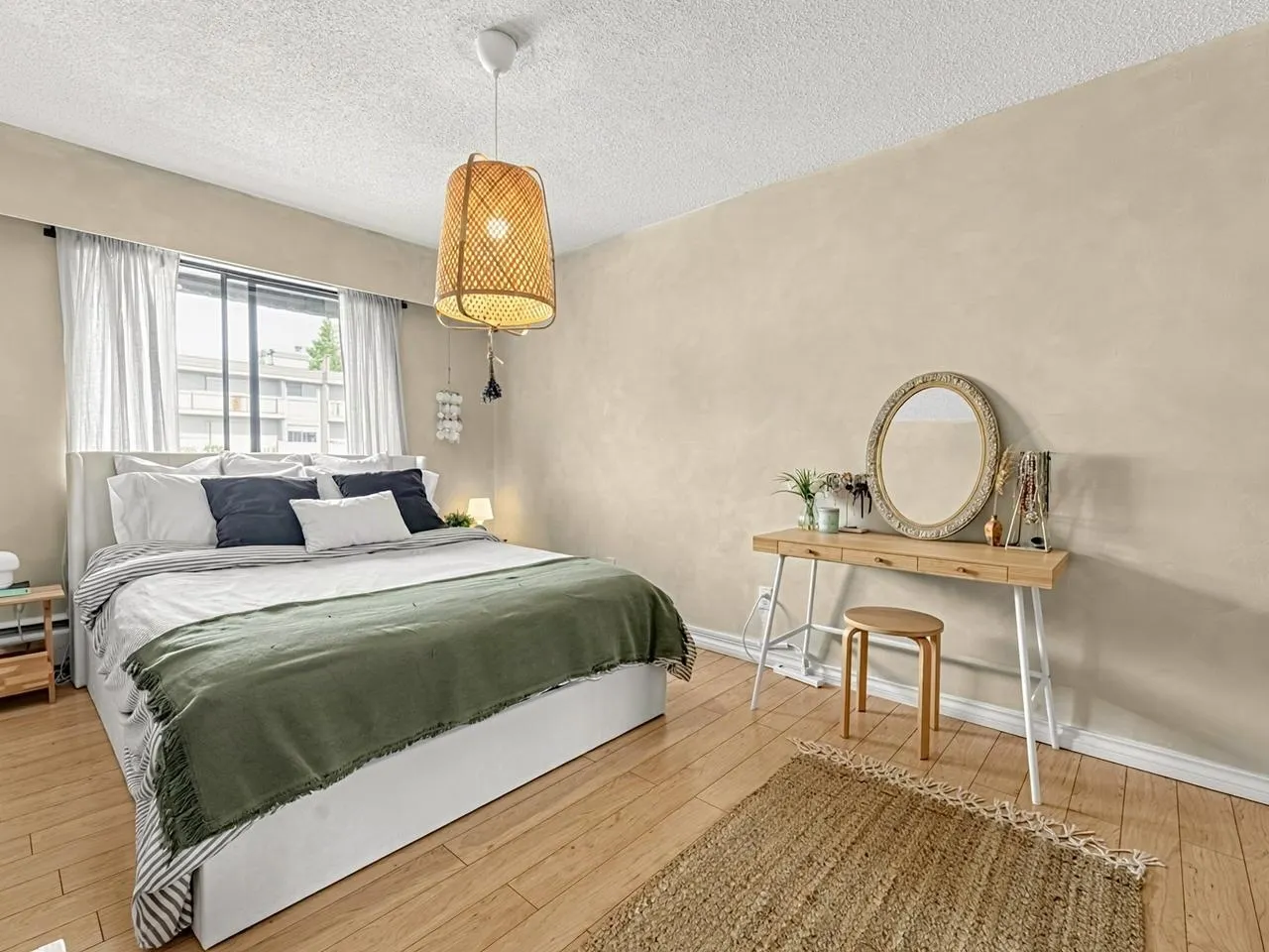 275 W 2nd Street #309