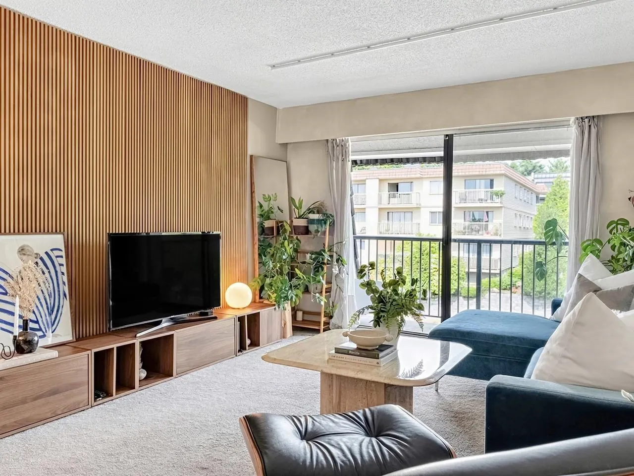 275 W 2nd Street #309