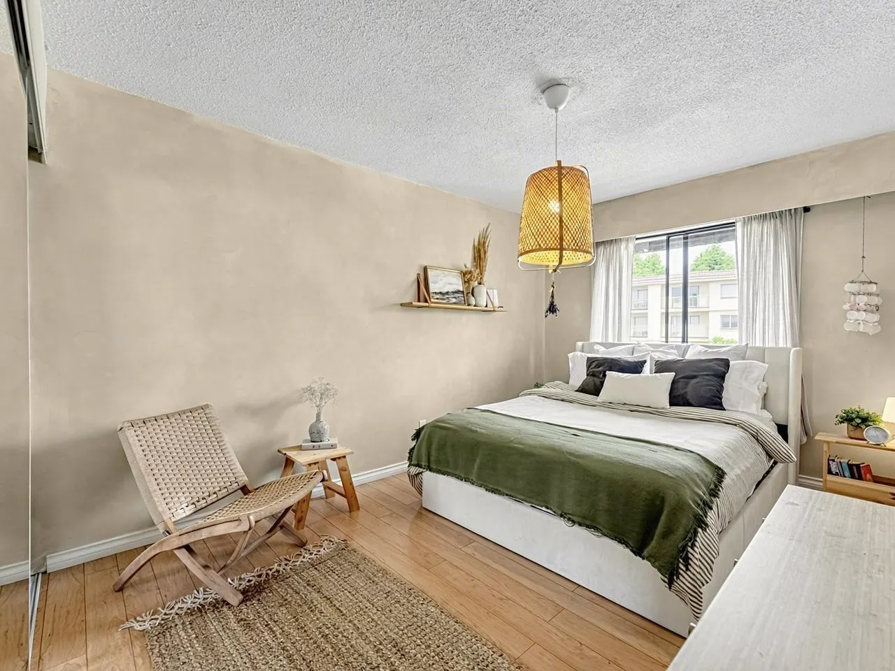 275 W 2nd Street #309