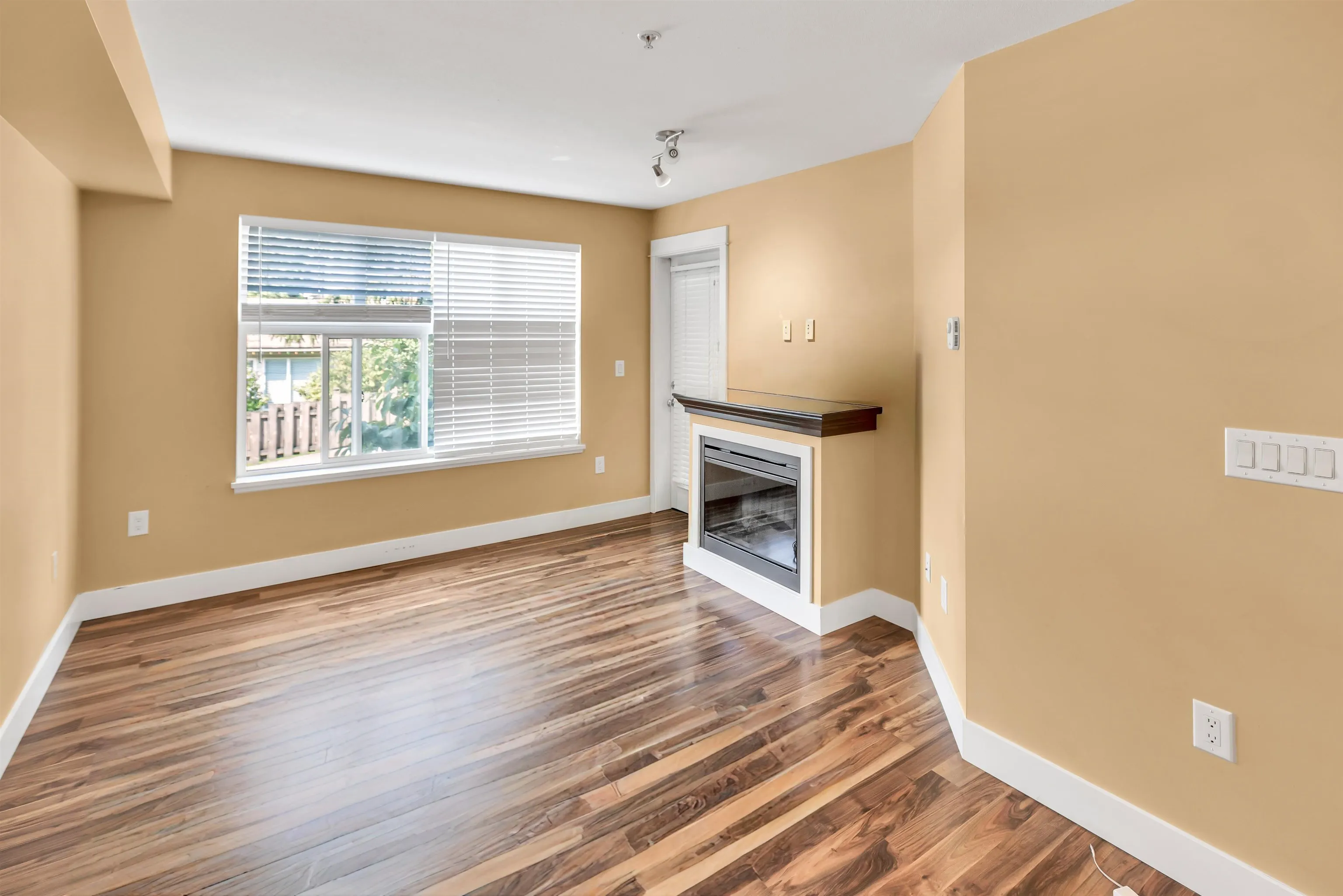 2515 Park Drive #209