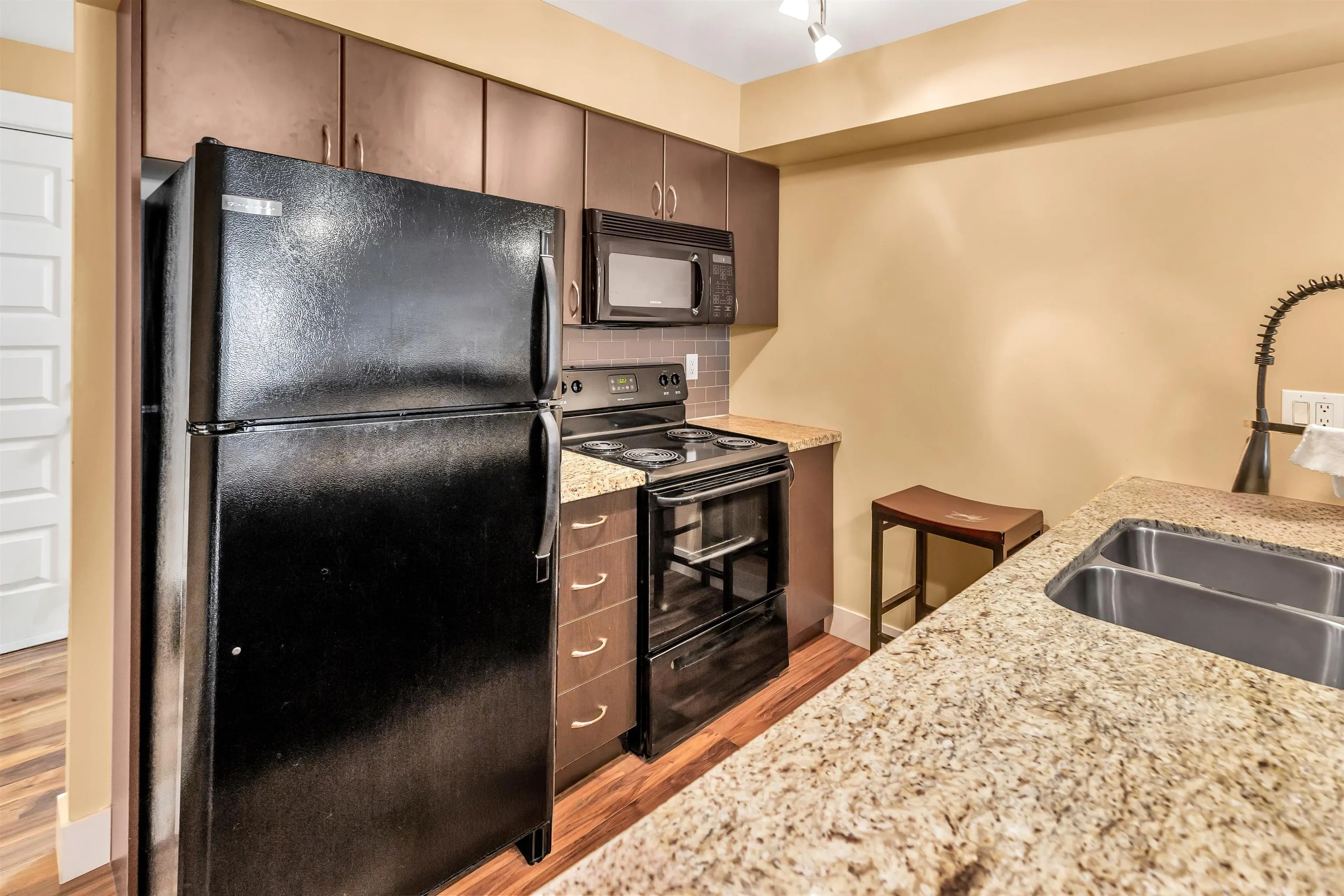 2515 Park Drive #209