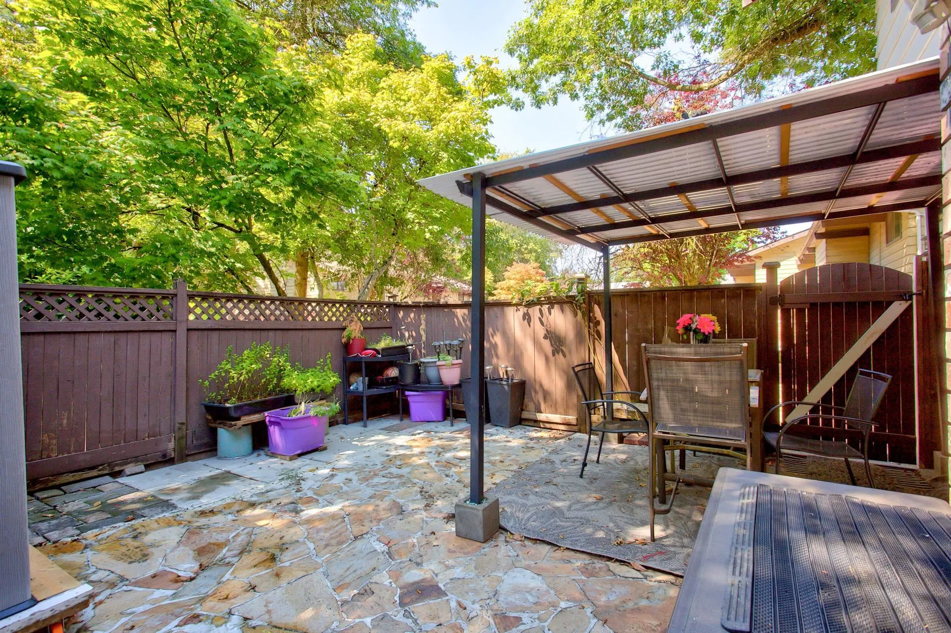 7452 138 Street #172
