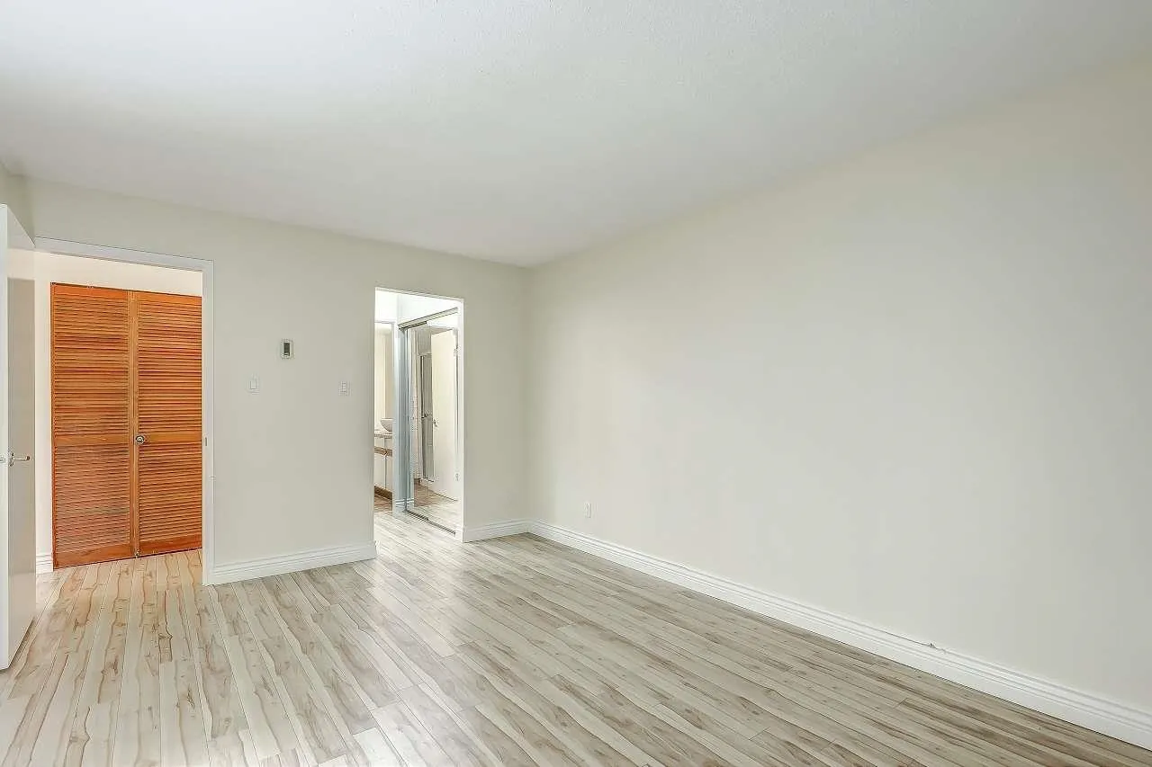 6537 138 Street #57