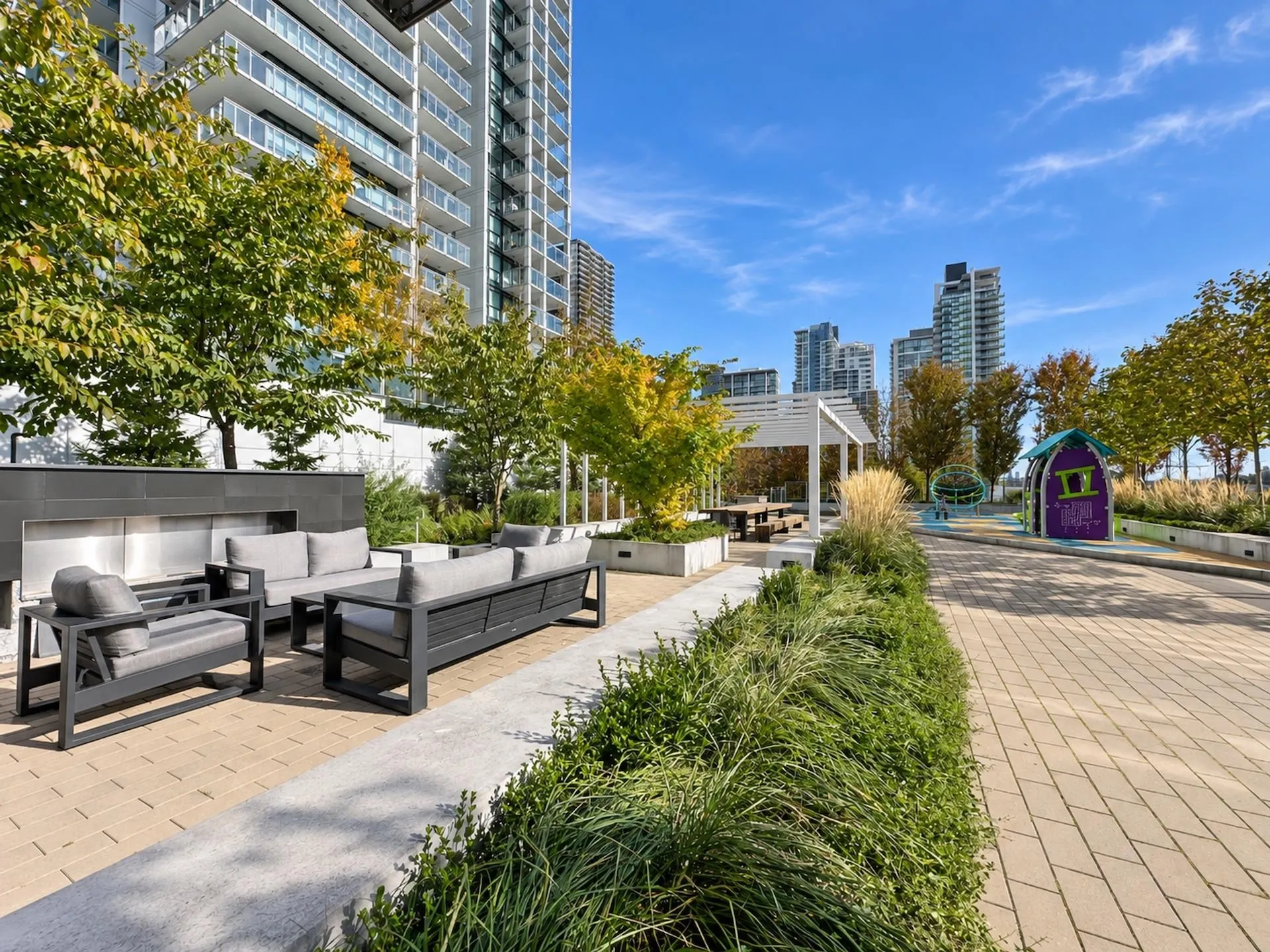 4433 Alaska Street #403