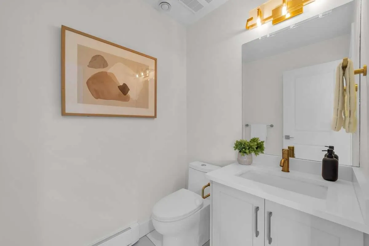 1538 Dorset Avenue #3