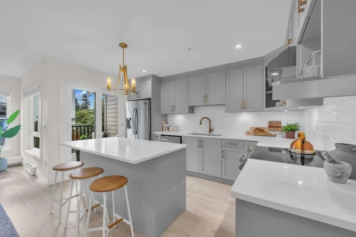1538 Dorset Avenue #3