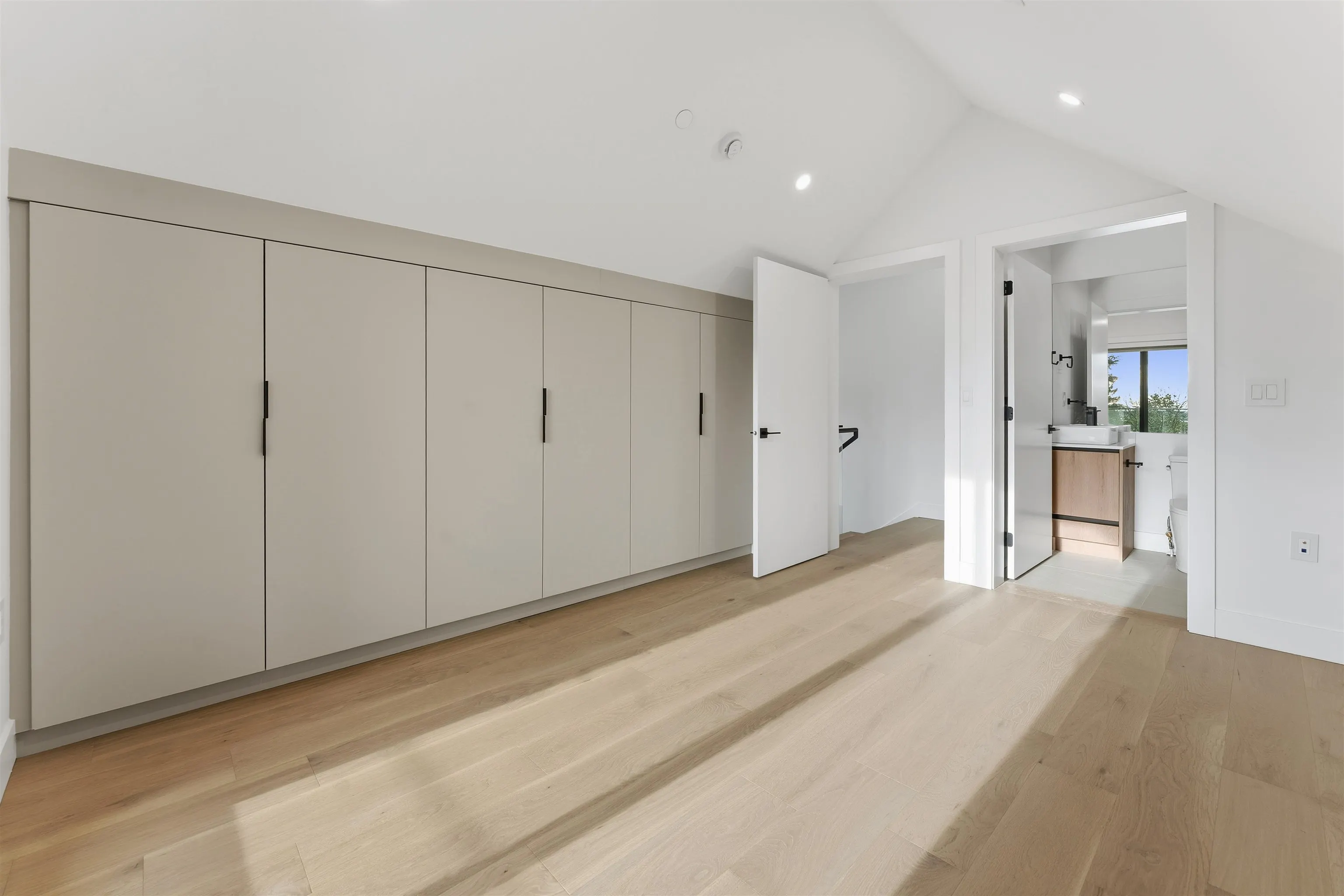 3218 W 38th Avenue #2